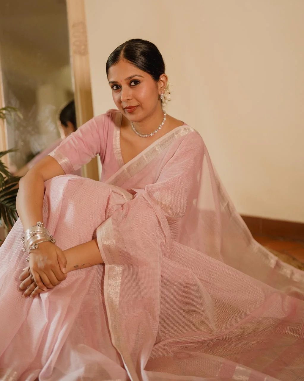 Baby pink Maheshwari saree with checks all over