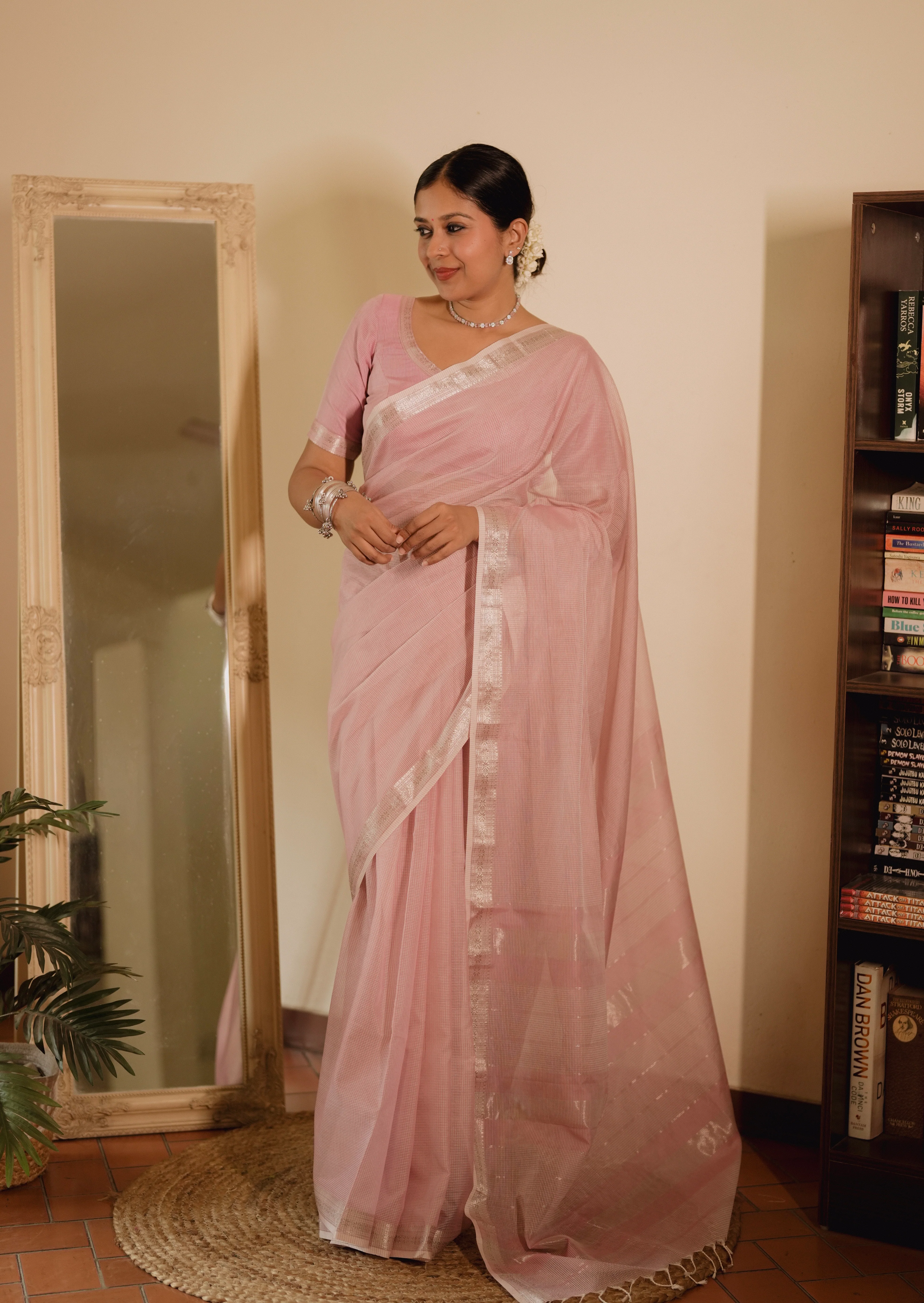 Baby pink Maheshwari saree with checks all over - Image 6