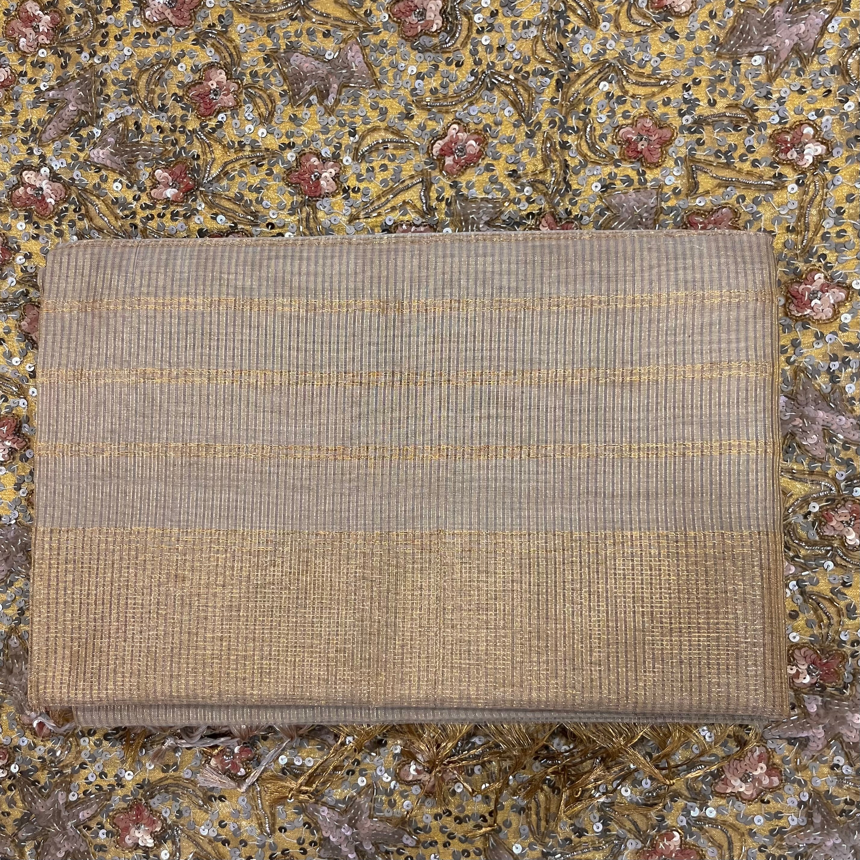Beige Maheshwari saree with zari checks all over - Image 7
