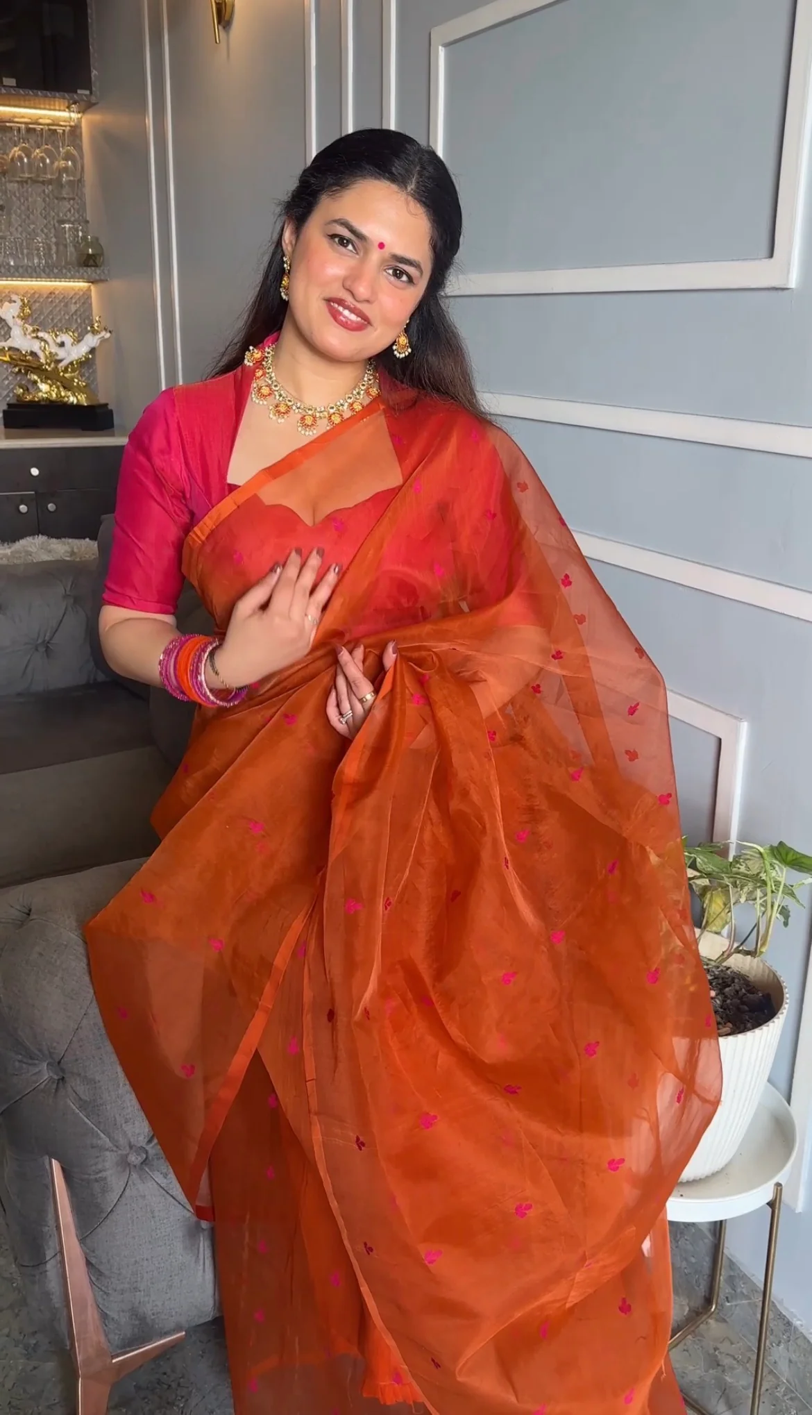 Burnt orange and pink Chanderi silk saree with resham bootis all over - Image 4
