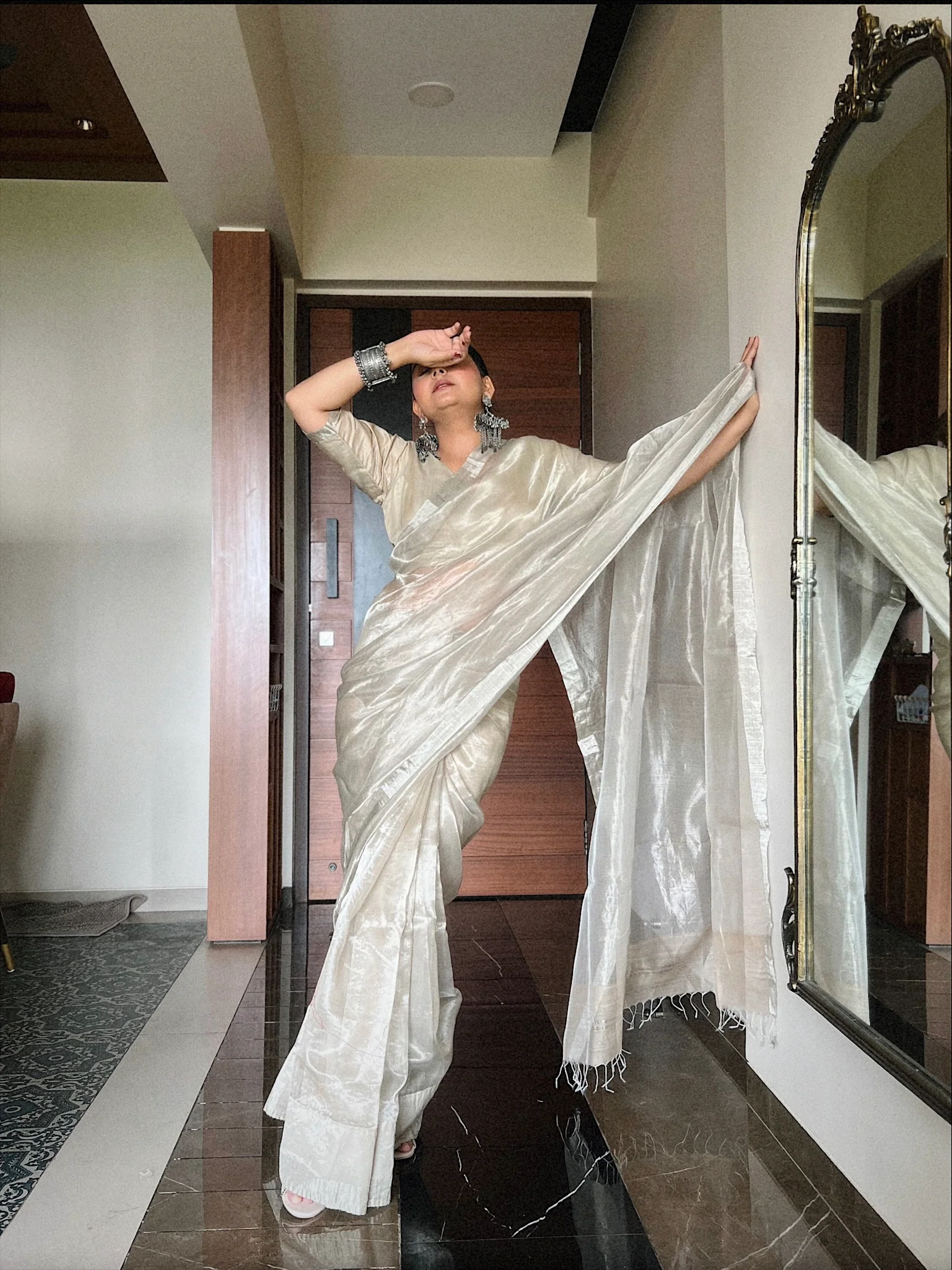 Champagne Maheshwari Saree with Zari Lines all over - Image 9