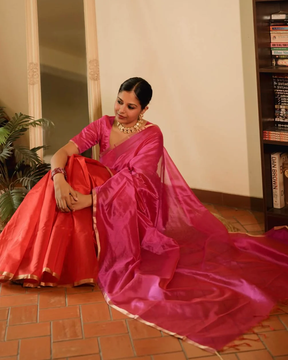 Chili Red and pink Chanderi silk saree with tassels on pallu - Image 10