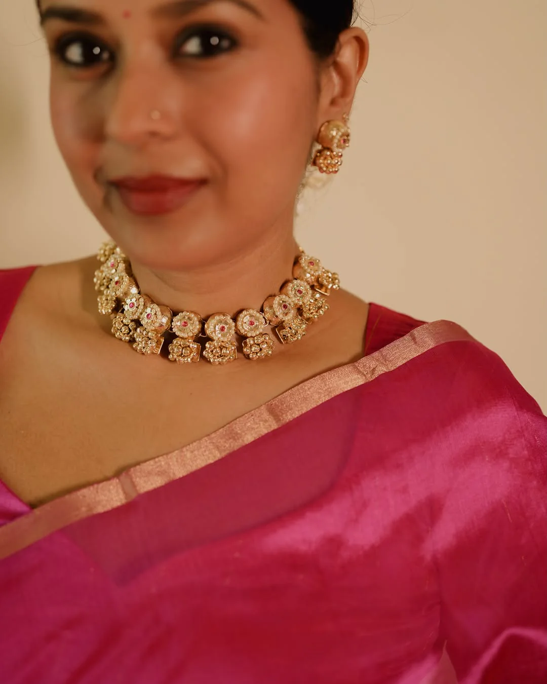 Chili Red and pink Chanderi silk saree with tassels on pallu - Image 19