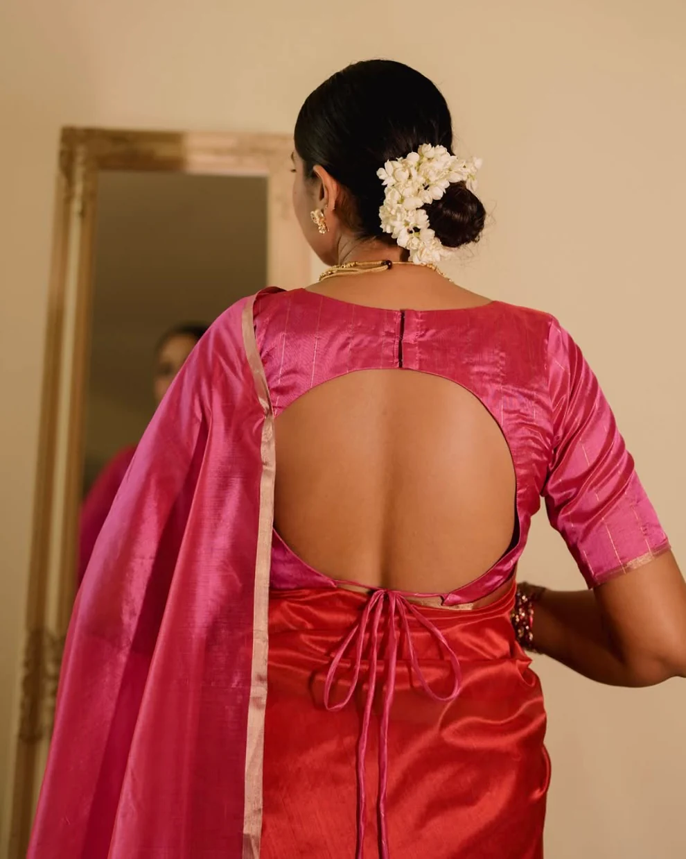Chili Red and pink Chanderi silk saree with tassels on pallu - Image 21
