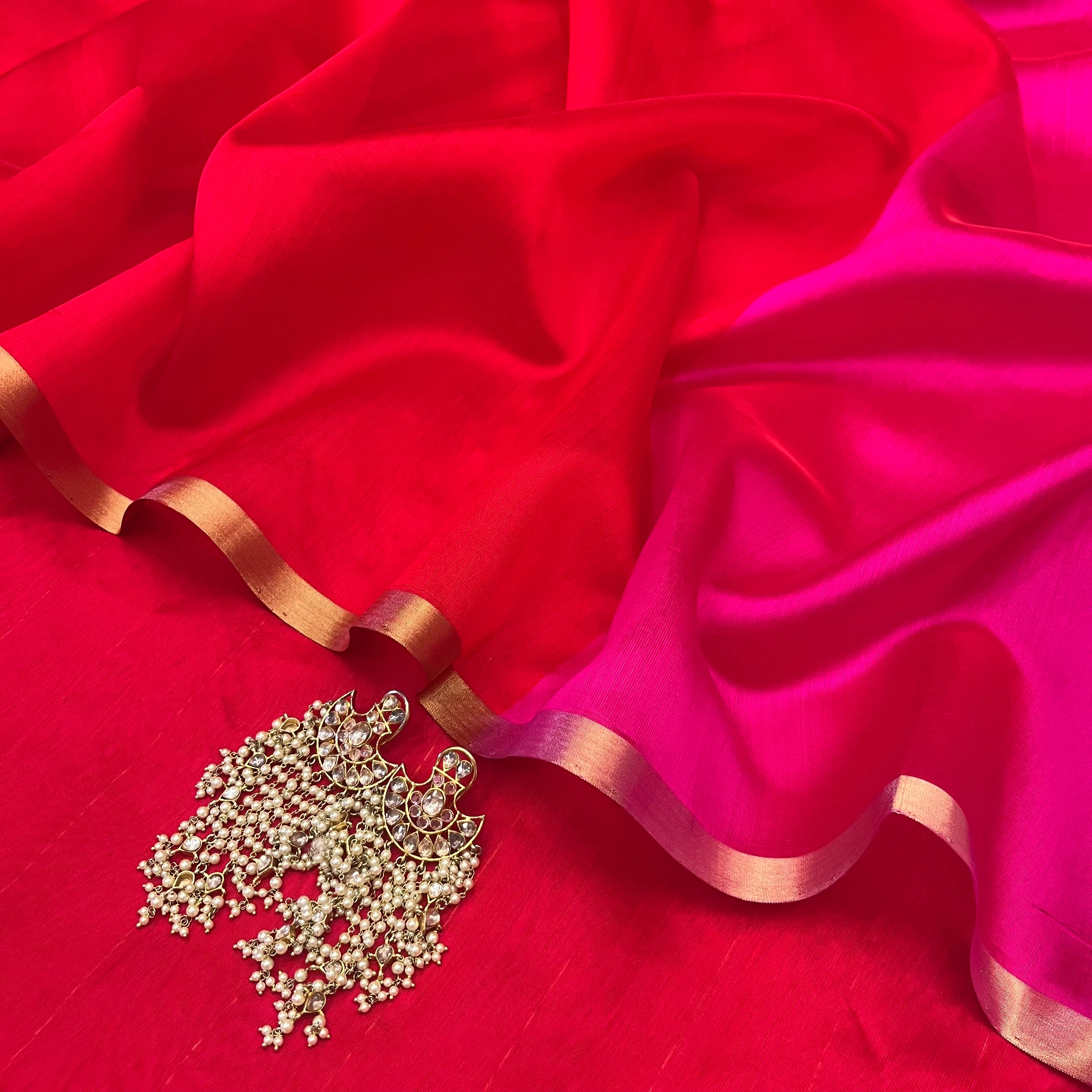 Chili Red and pink Chanderi silk saree with tassels on pallu - Image 9