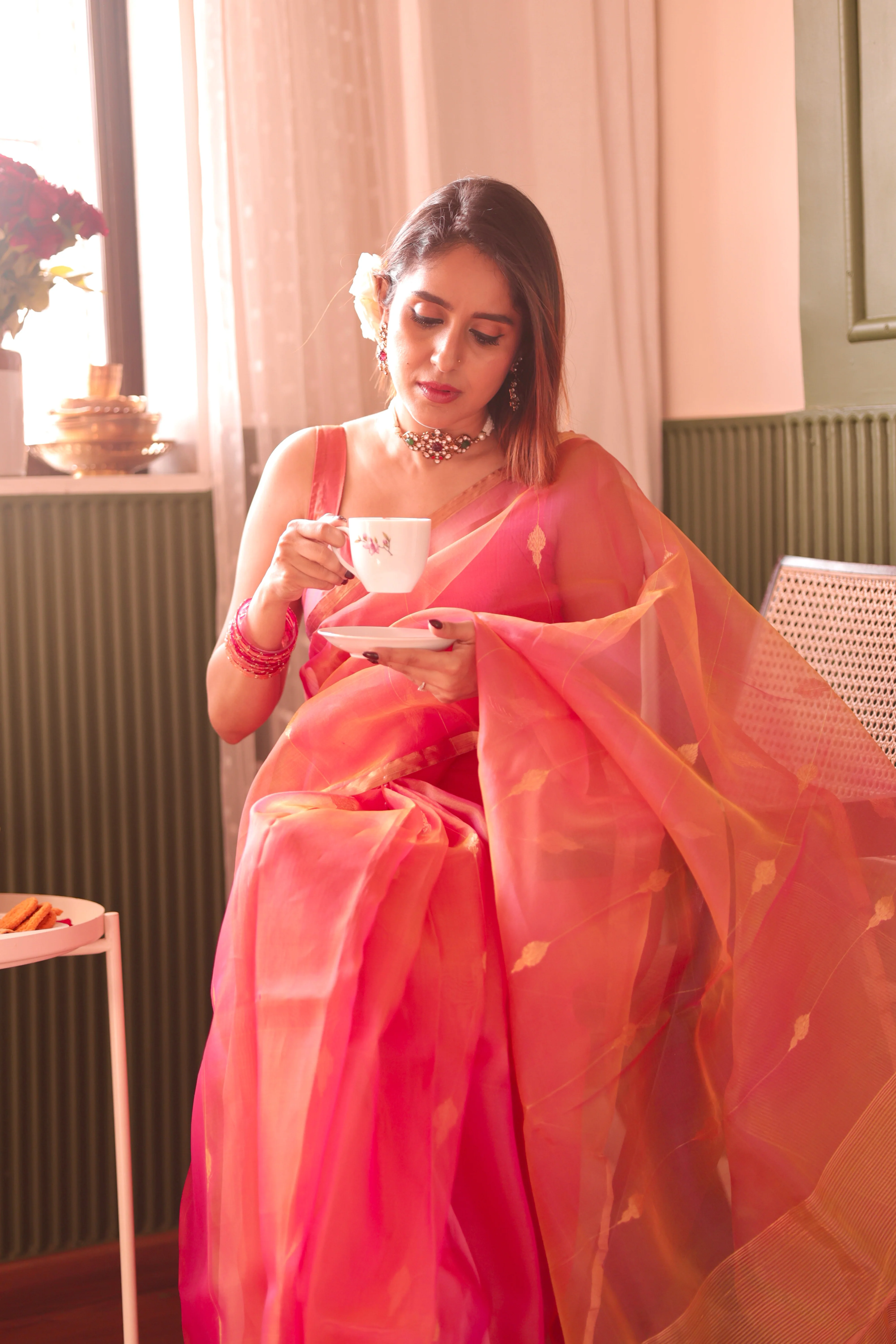 Coral pink dual tone Chanderi organza silk saree with jhumka motifs all over - Image 5