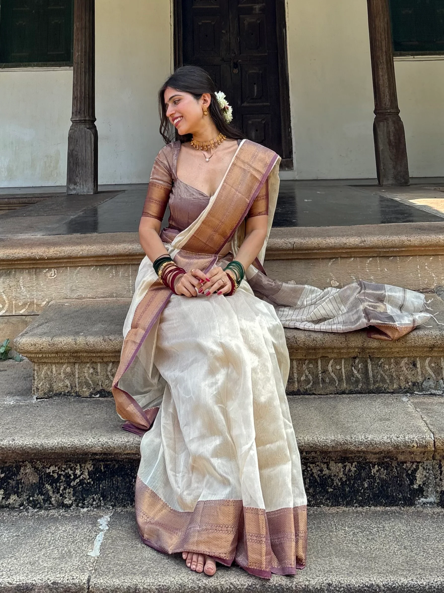 Cream & Violet Maheshwari tissue silk saree with antique gold zari border - Image 3