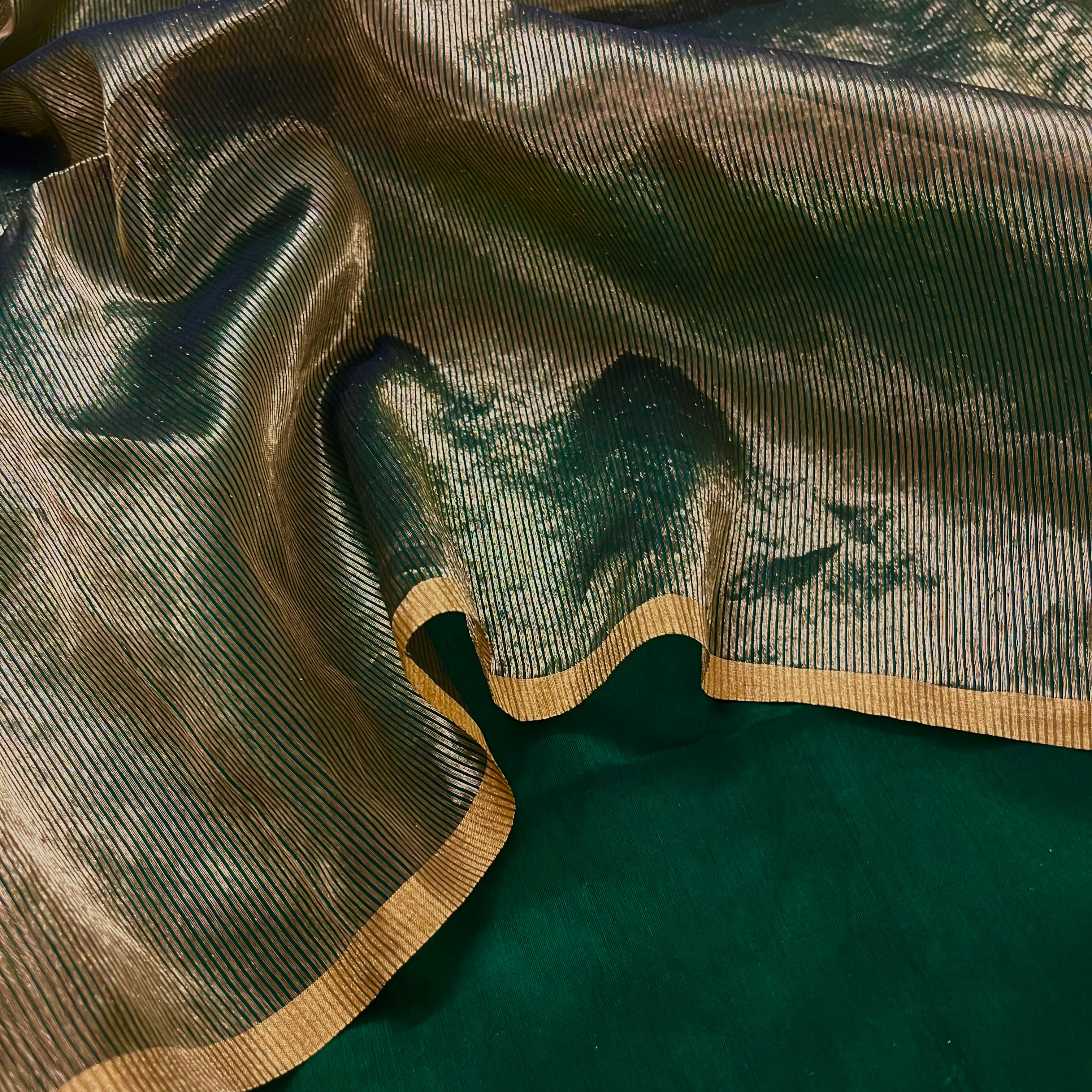 Dark Green & Gold Maheshwari Saree with Zari Border - Image 13