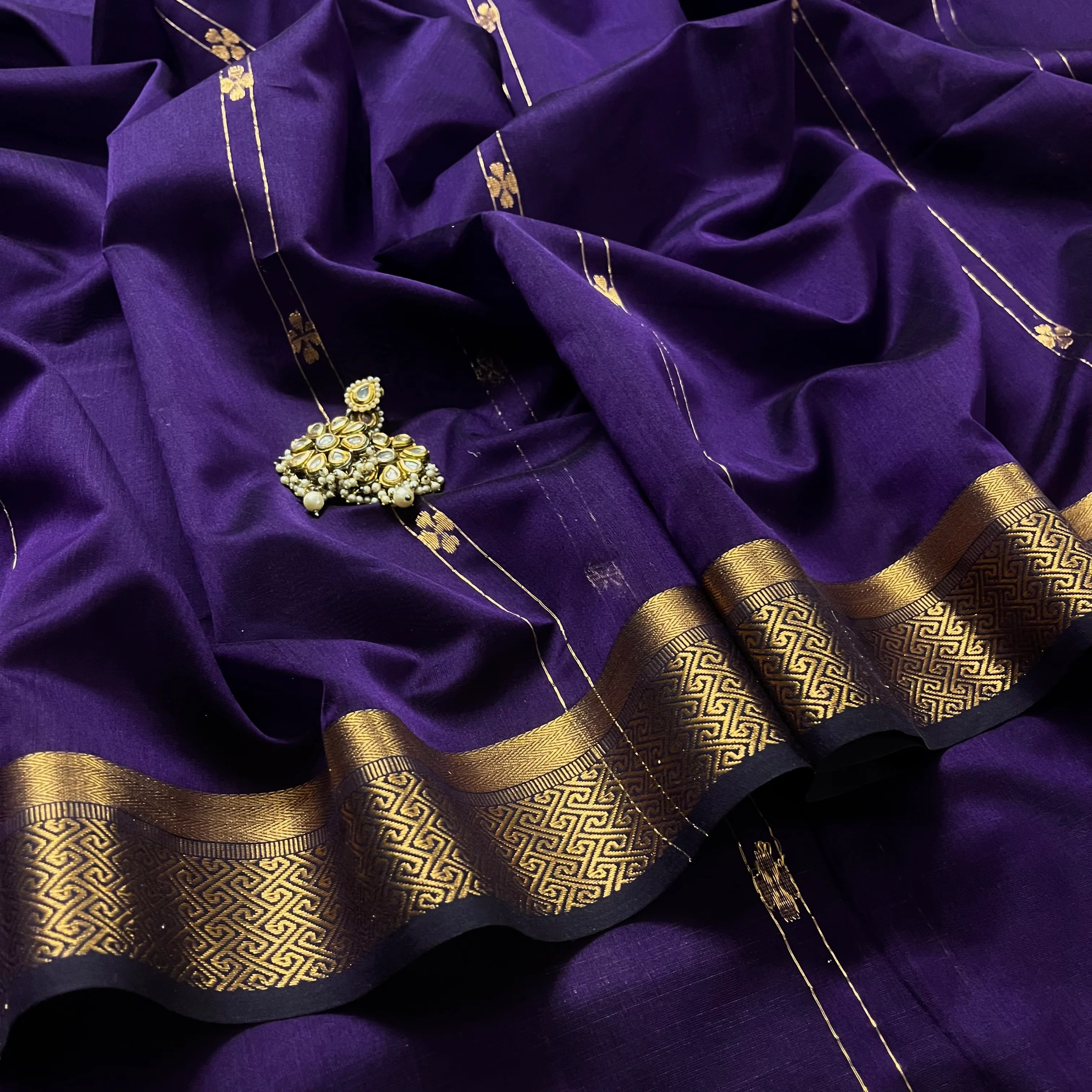 Dark purple Maheshwari saree with dori flower bootis all over - Image 3