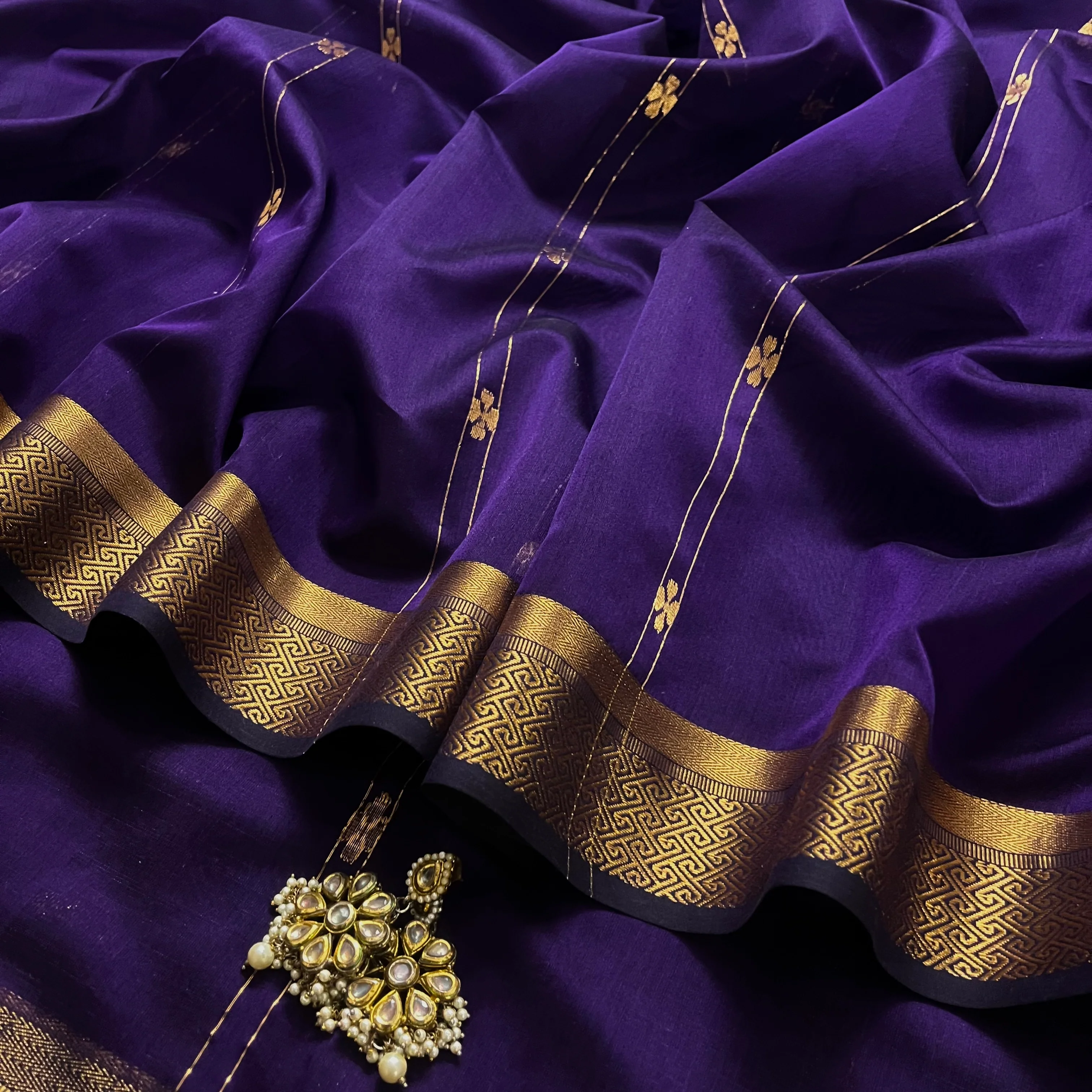 Dark purple Maheshwari saree with dori flower bootis all over - Image 5