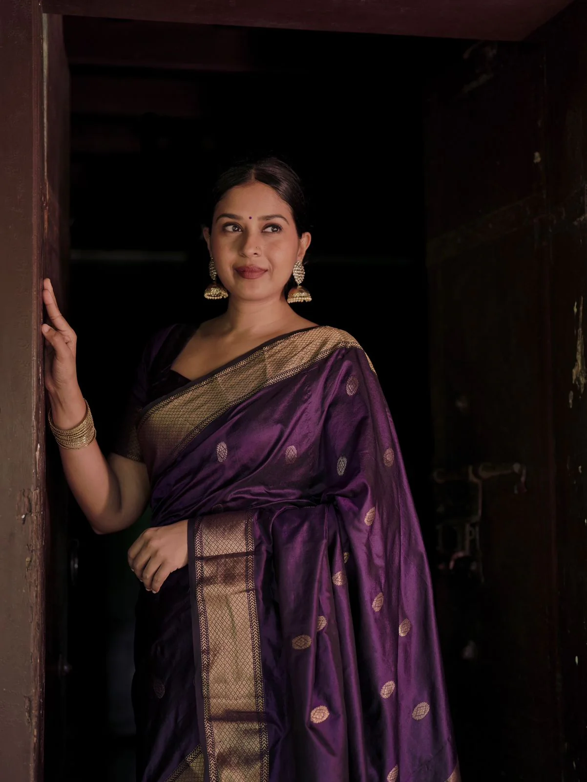 Dark purple Maheshwari silk saree with zari bootis all over - Image 3