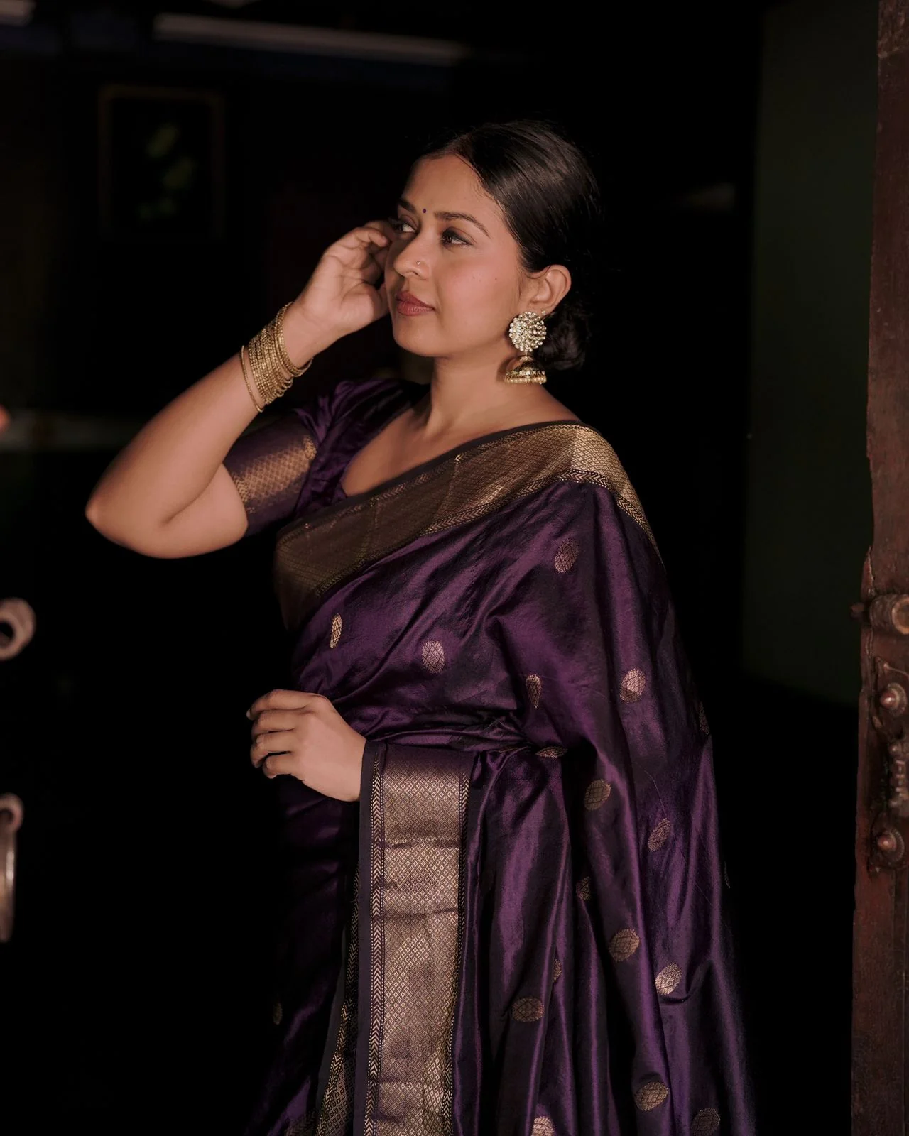 Dark purple Maheshwari silk saree with zari bootis all over - Image 7