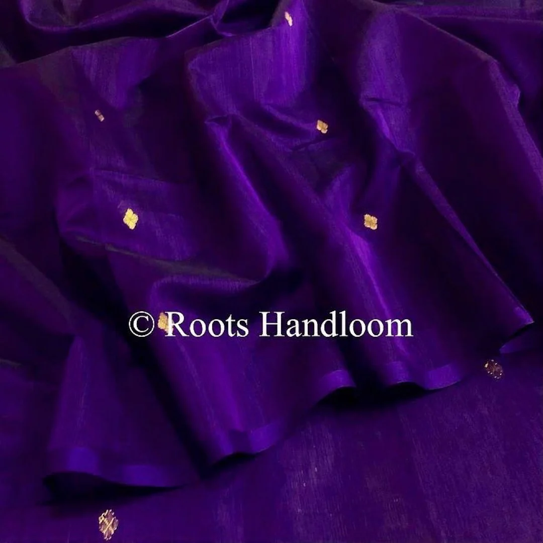 Dark Purple Maheshwari Saree with Zari bootis all over - Image 9