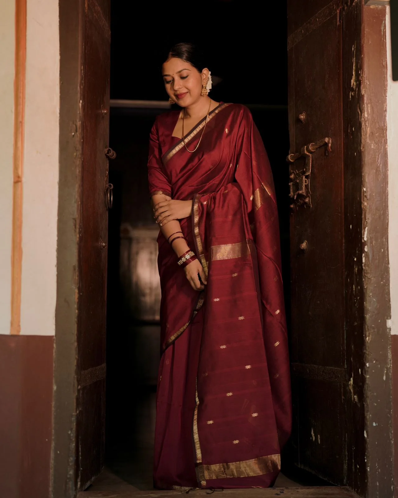 Deep maroon Maheshwari saree with flower bootis all over - Image 13
