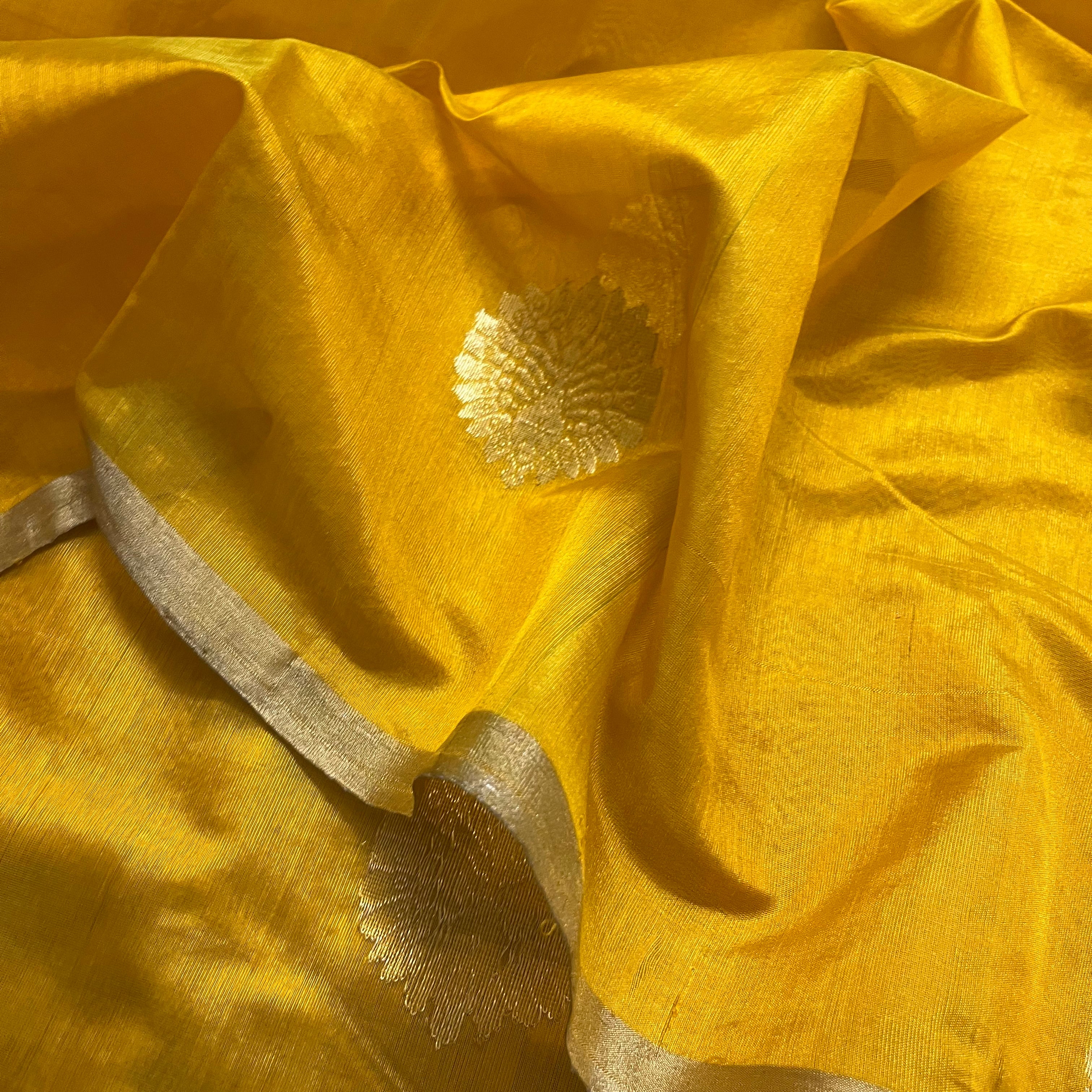 Yellow chanderi silk saree with mor motifs all over - Image 11