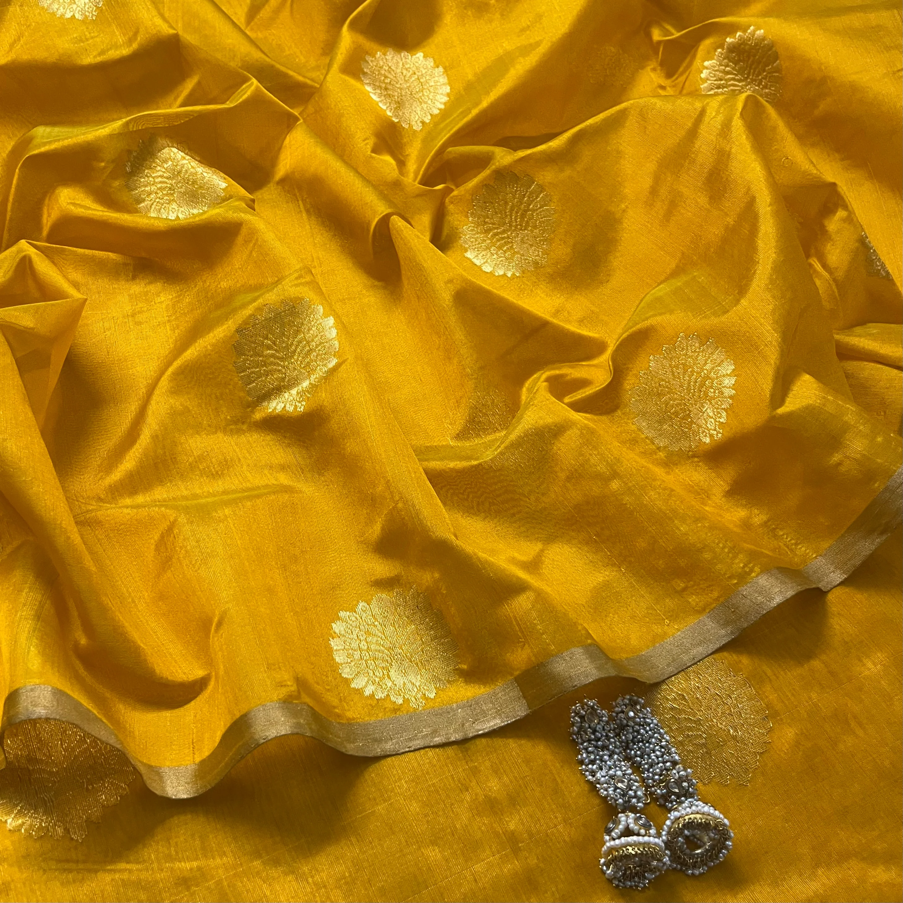 Yellow chanderi silk saree with mor motifs all over - Image 9