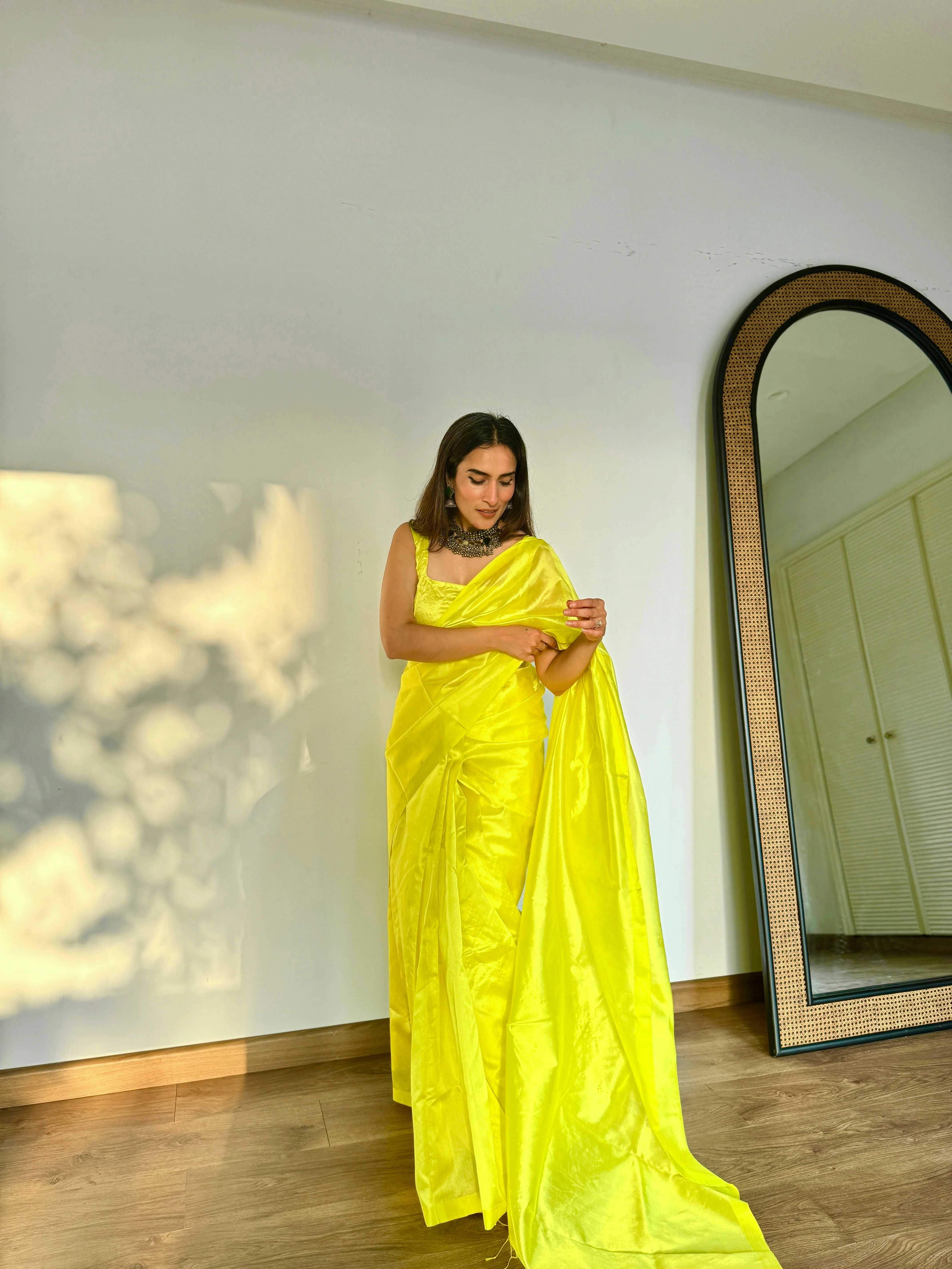 Lemon yellow Chanderi silk saree with silk border - Image 5