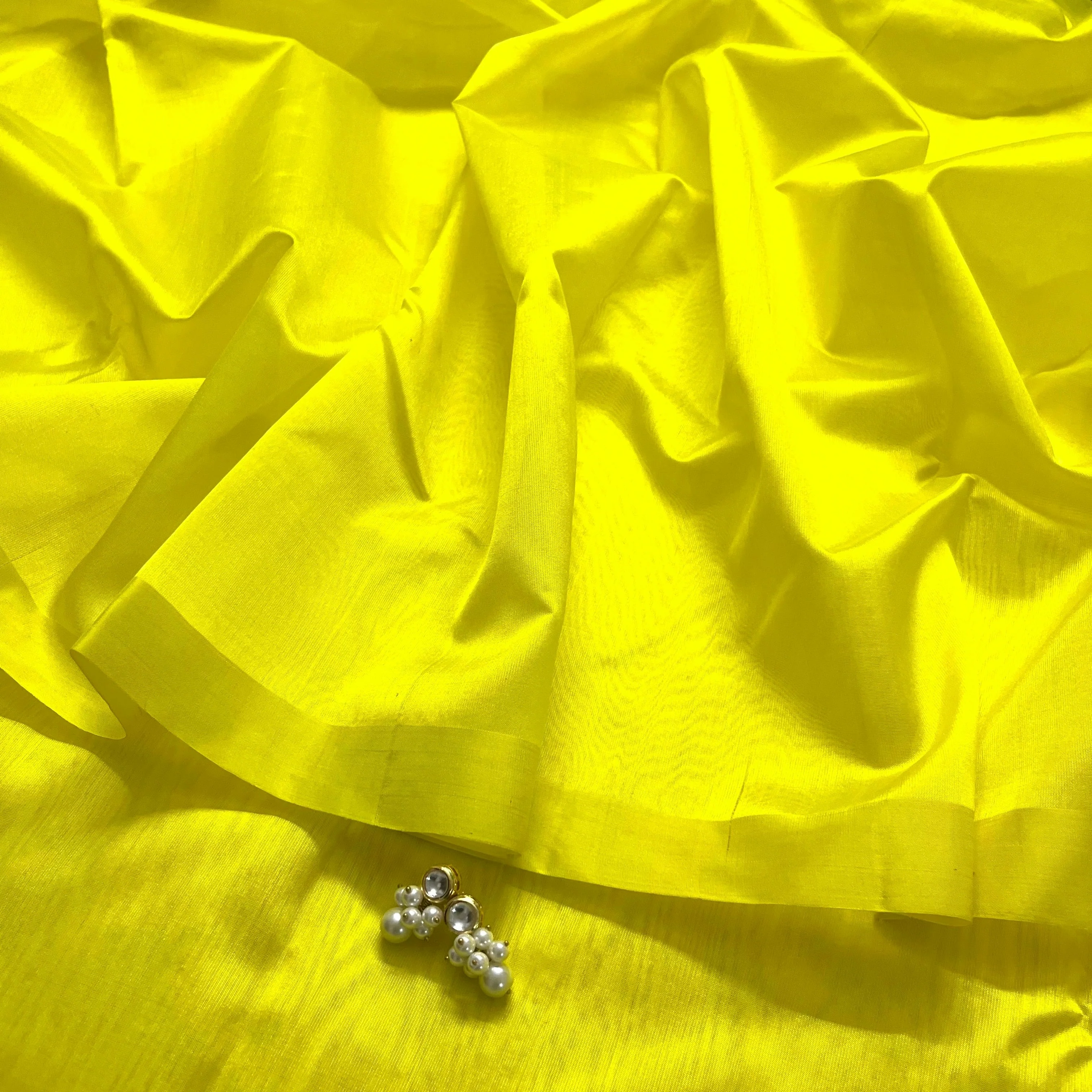 Lemon yellow Chanderi silk saree with silk border - Image 6