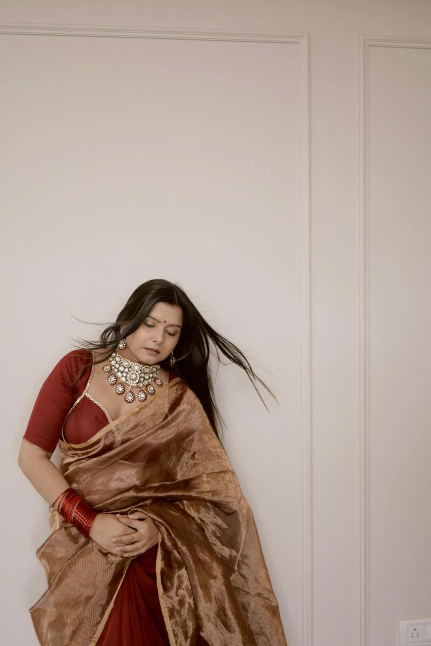 Deep maroon & gold maheshwari saree with zari border - Image 14