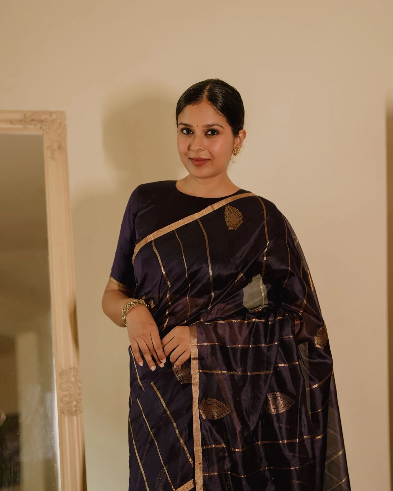 Midnight blue Chanderi silk saree with zari motifs all over - Image 2