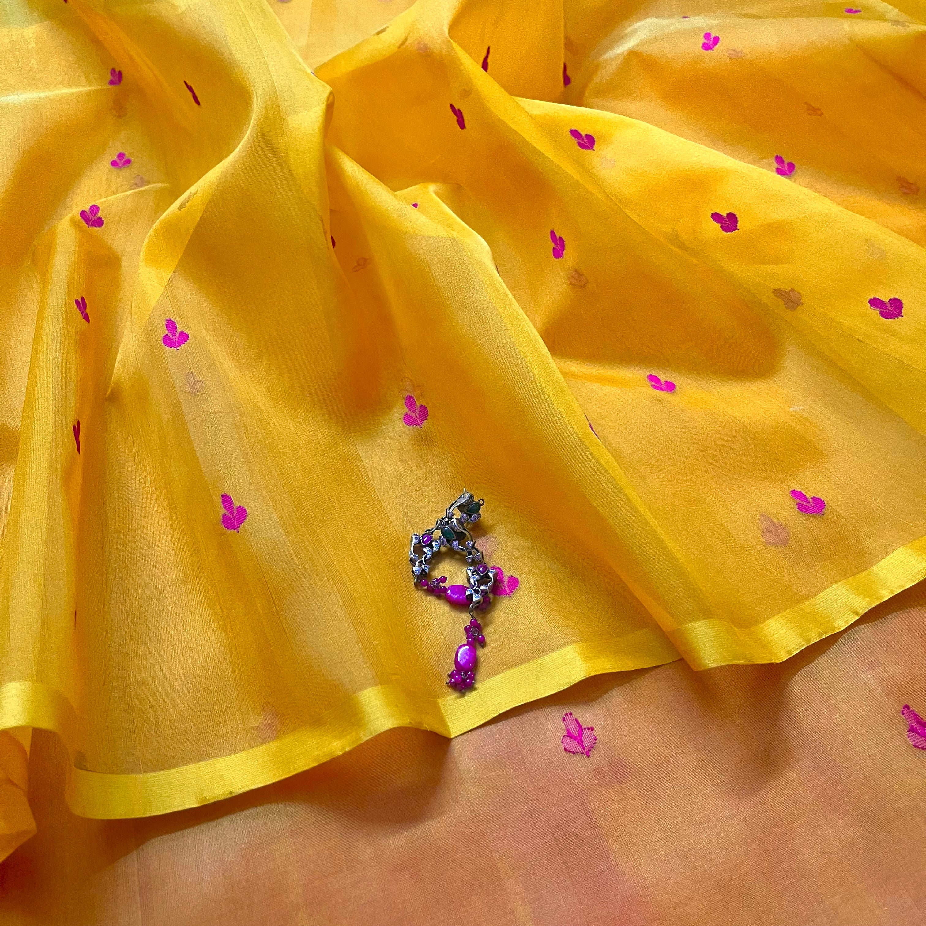 Mustard and pink Chanderi silk saree with resham bootis all over - Image 14