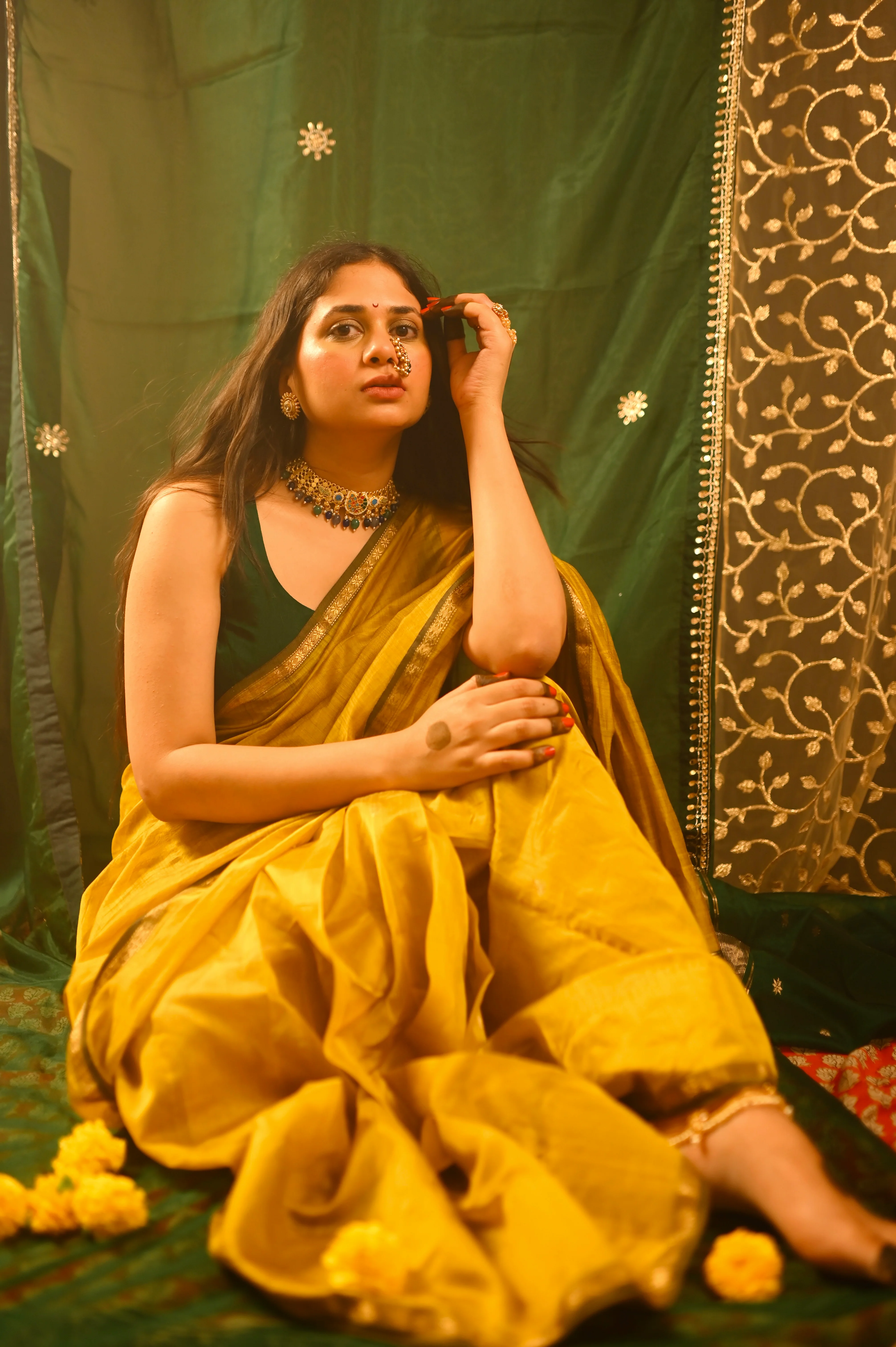 Mustard & green Maheshwari saree with flower bootis all over - Image 5