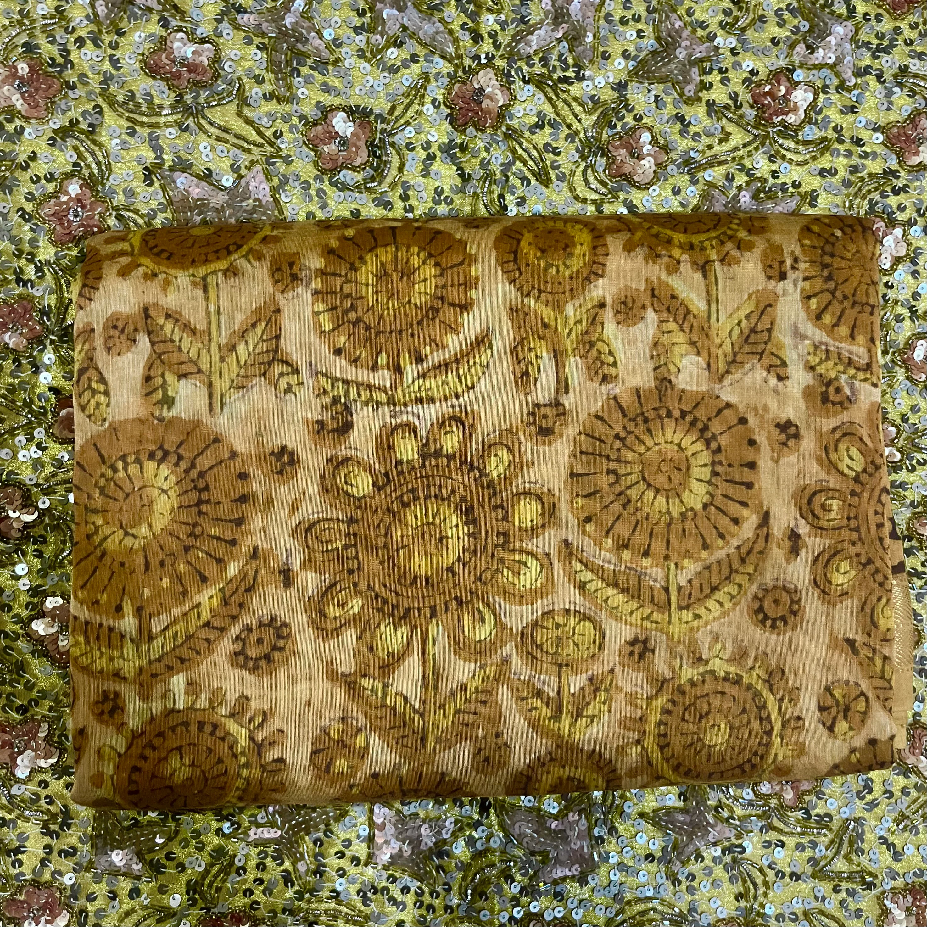 Mustard Maheshwari saree with ajrakh print all over - Image 5