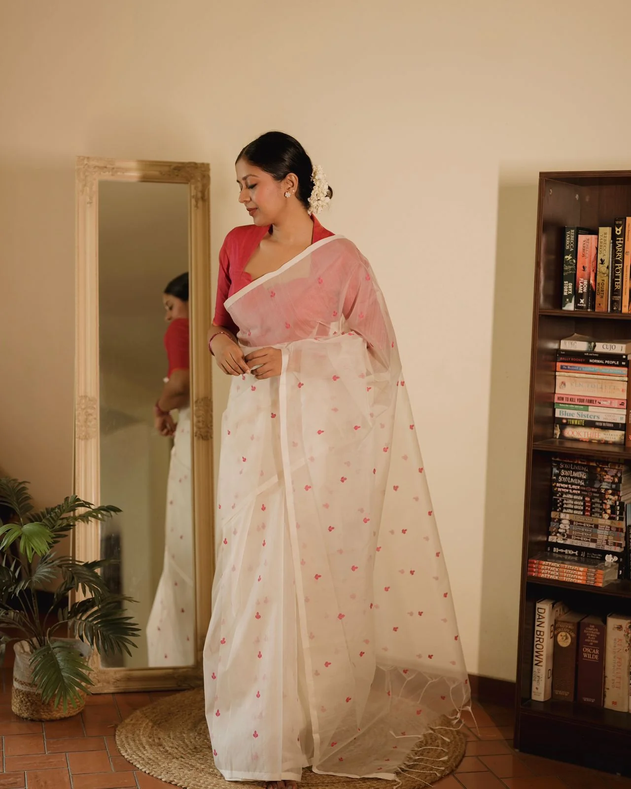 Off white and pink Chanderi silk saree with resham bootis all over - Image 9