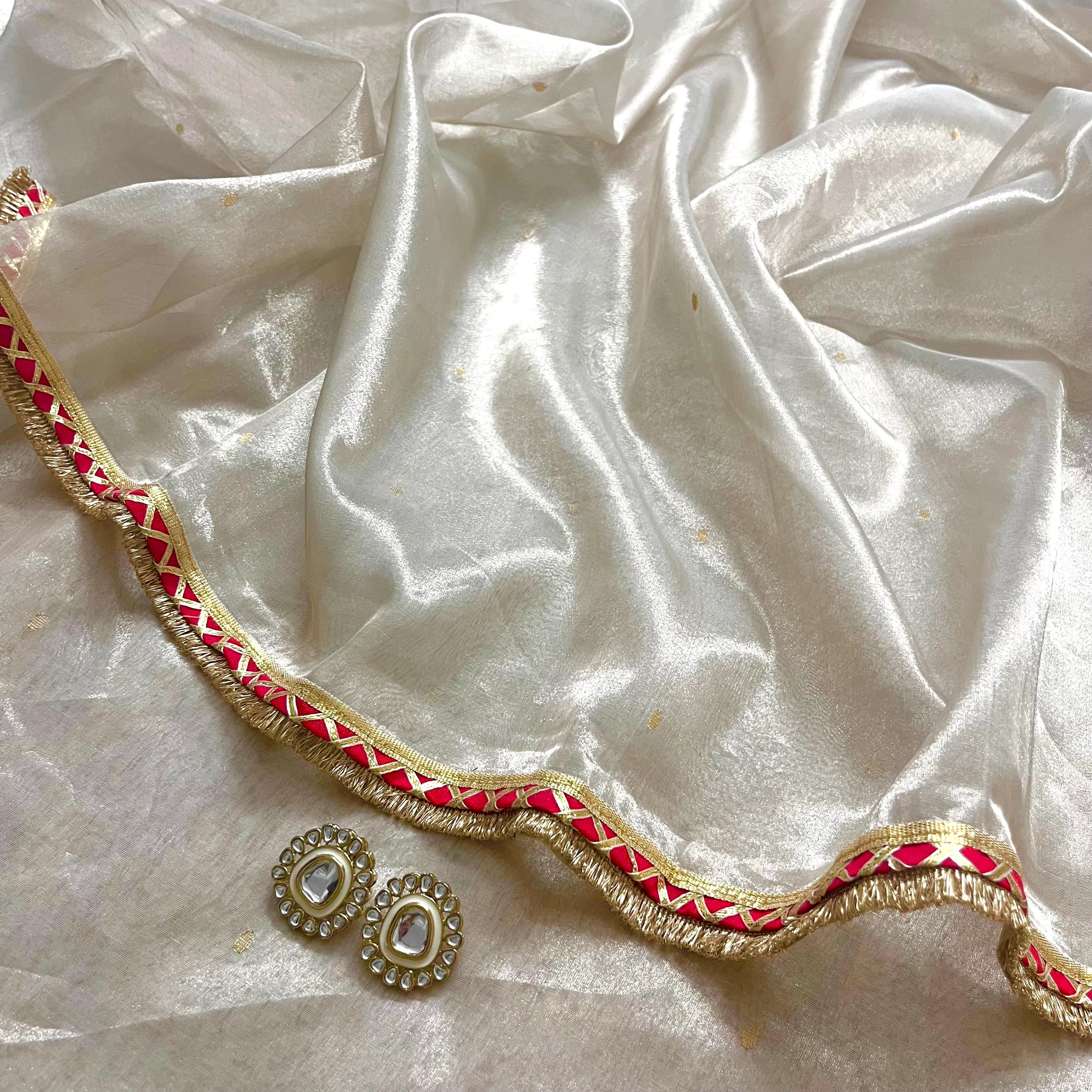 Chantilly cream and red Chanderi tissue silk saree with zari bootis all over - Image 5