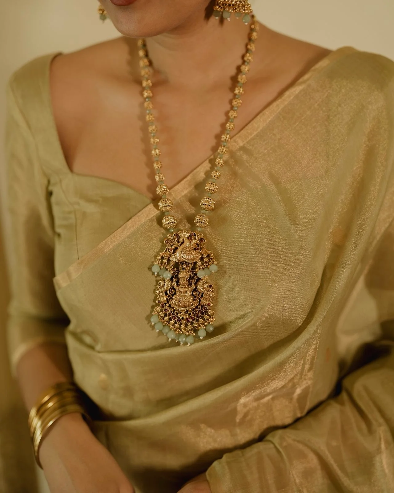 Olive gold Maheshwari tissue silk saree with zari bootis all over - Image 4
