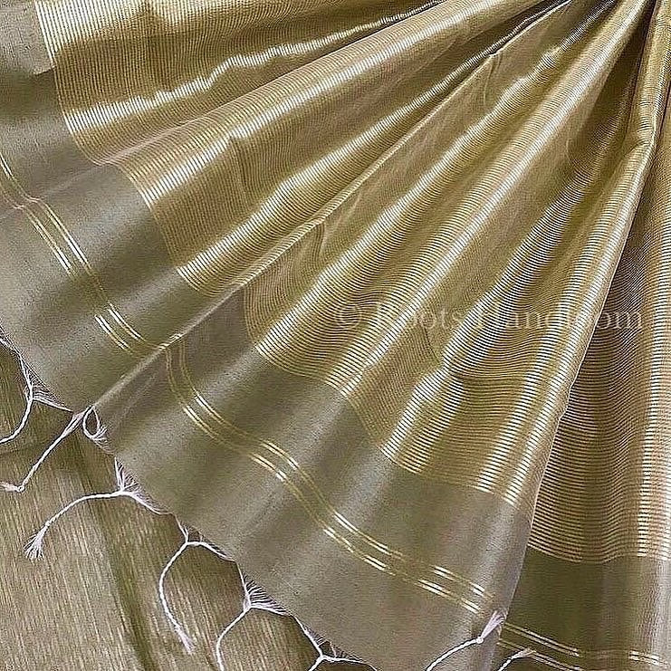 Olive Gold Maheshwari Saree with Zari lines all over - Image 3