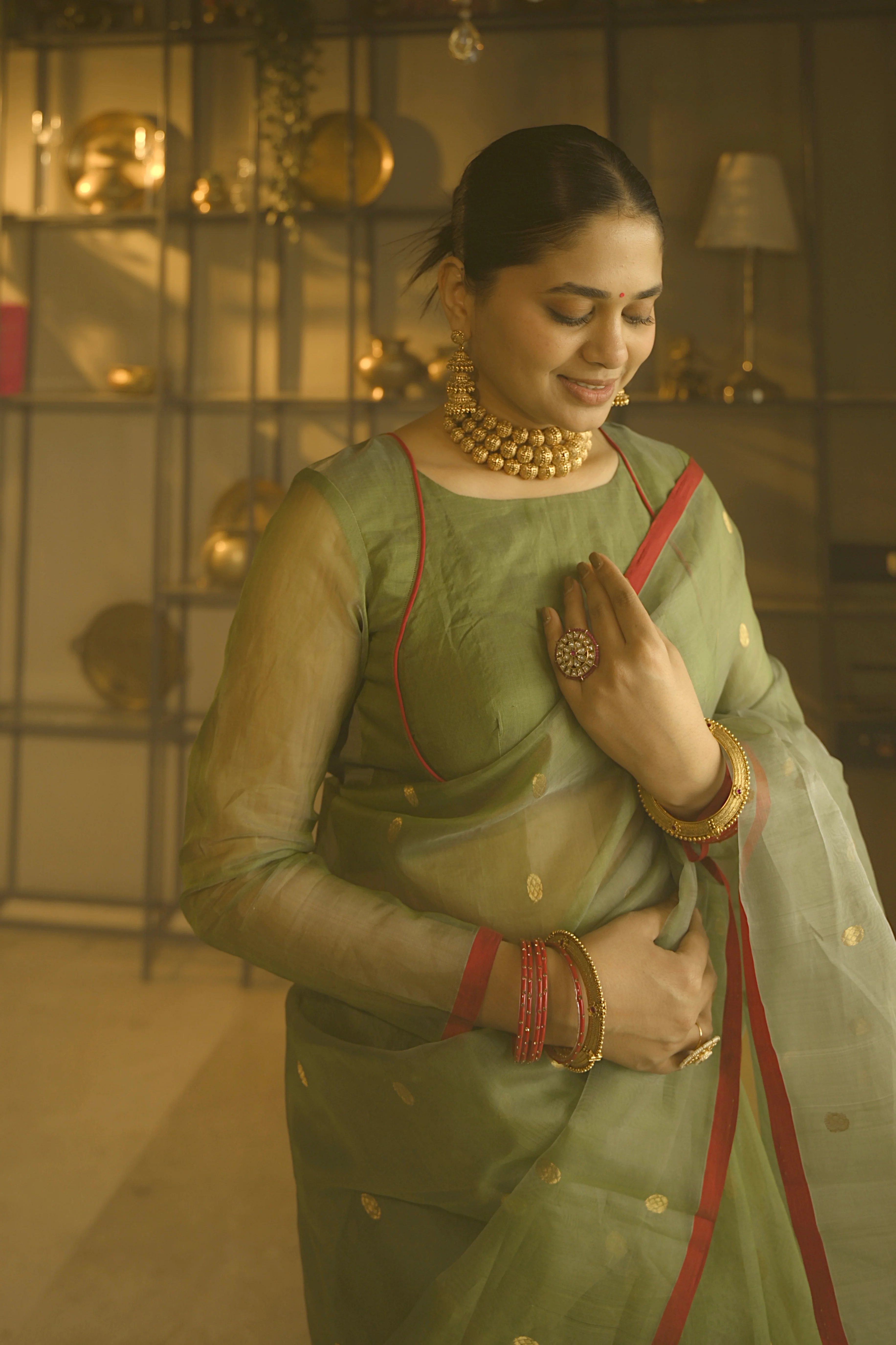 Olive gold &red Chanderi silk saree with zari bootis all over - Image 9