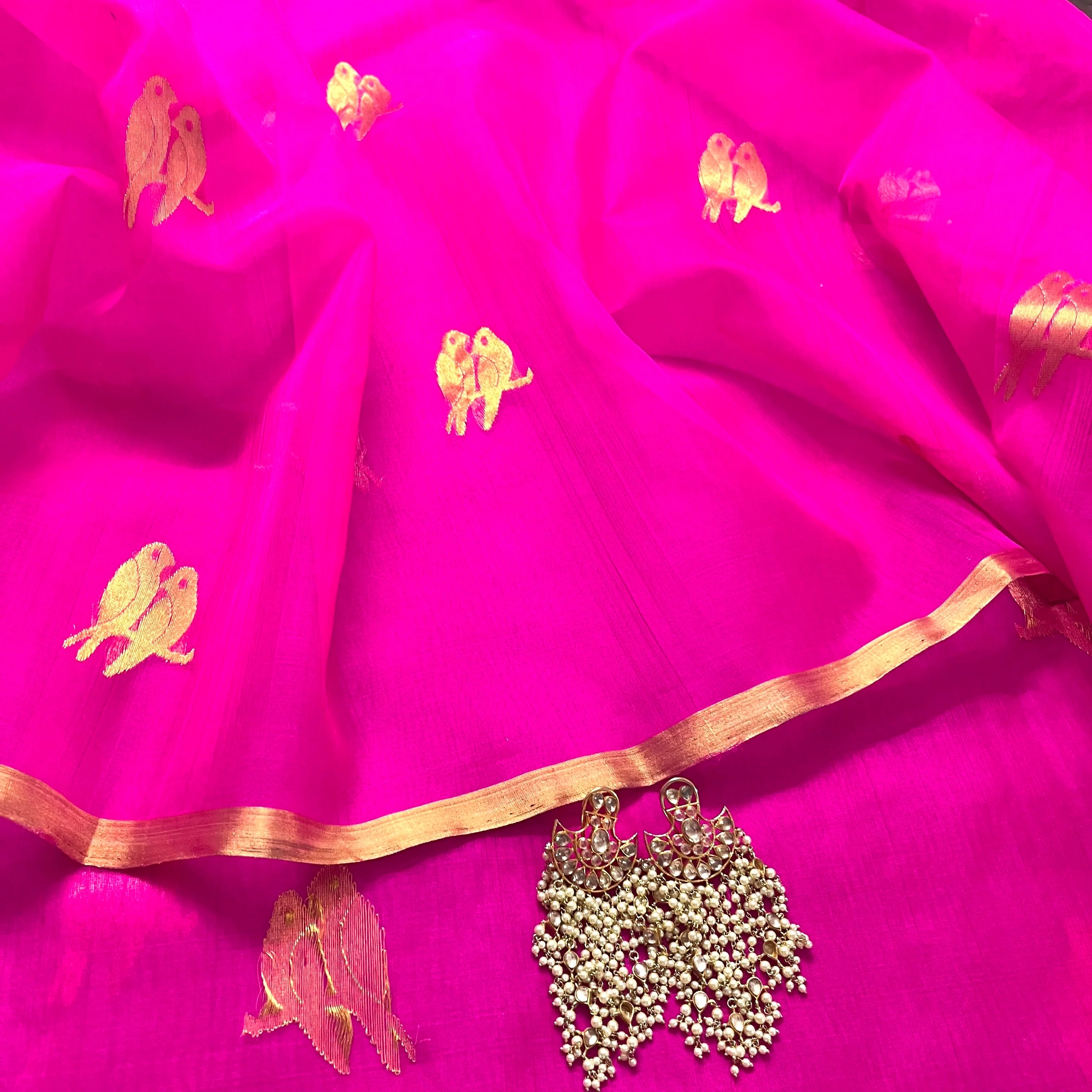 Pink chanderi organza silk saree with bird motifs all over - Image 10