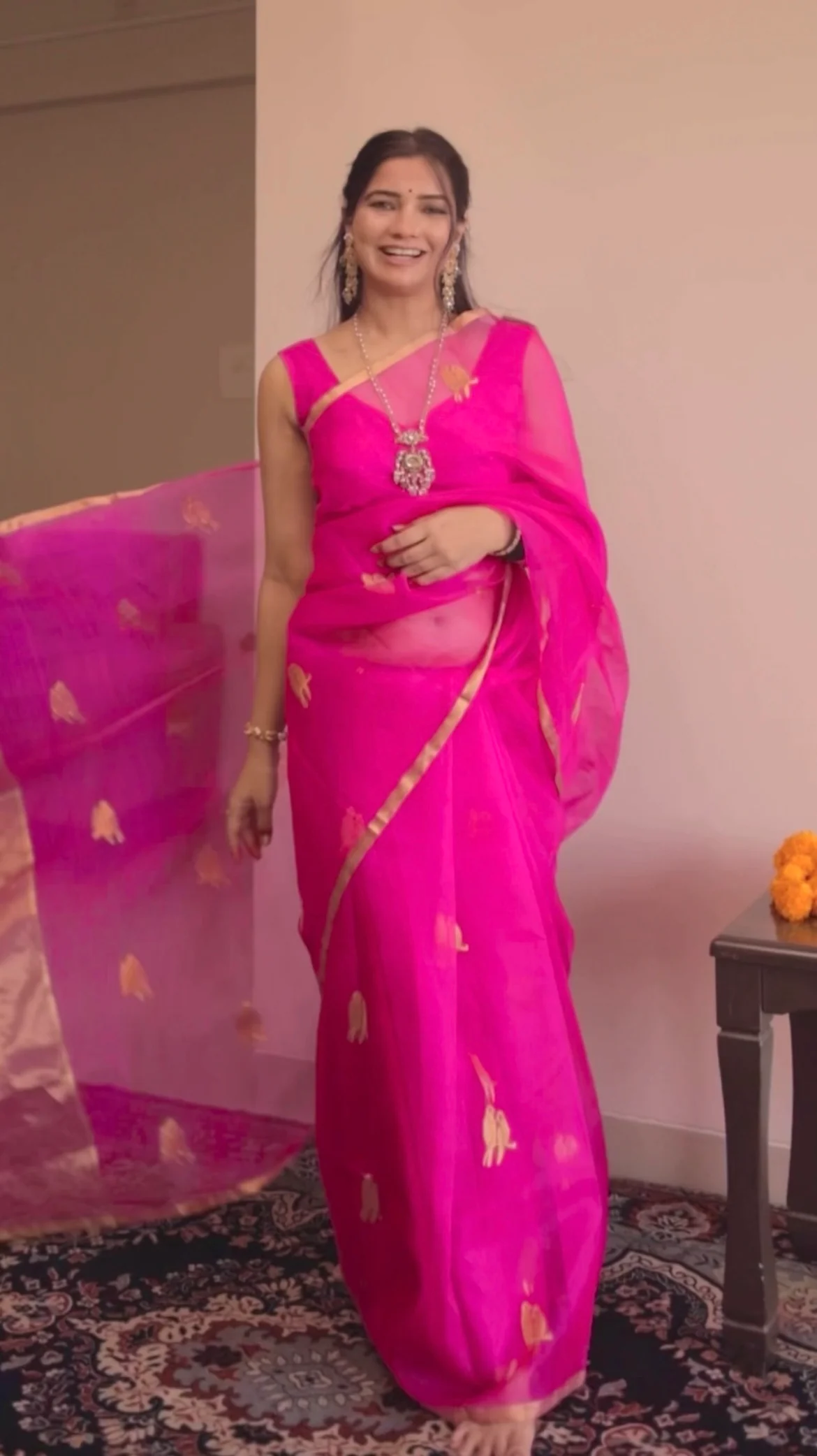 Pink chanderi organza silk saree with bird motifs all over - Image 15
