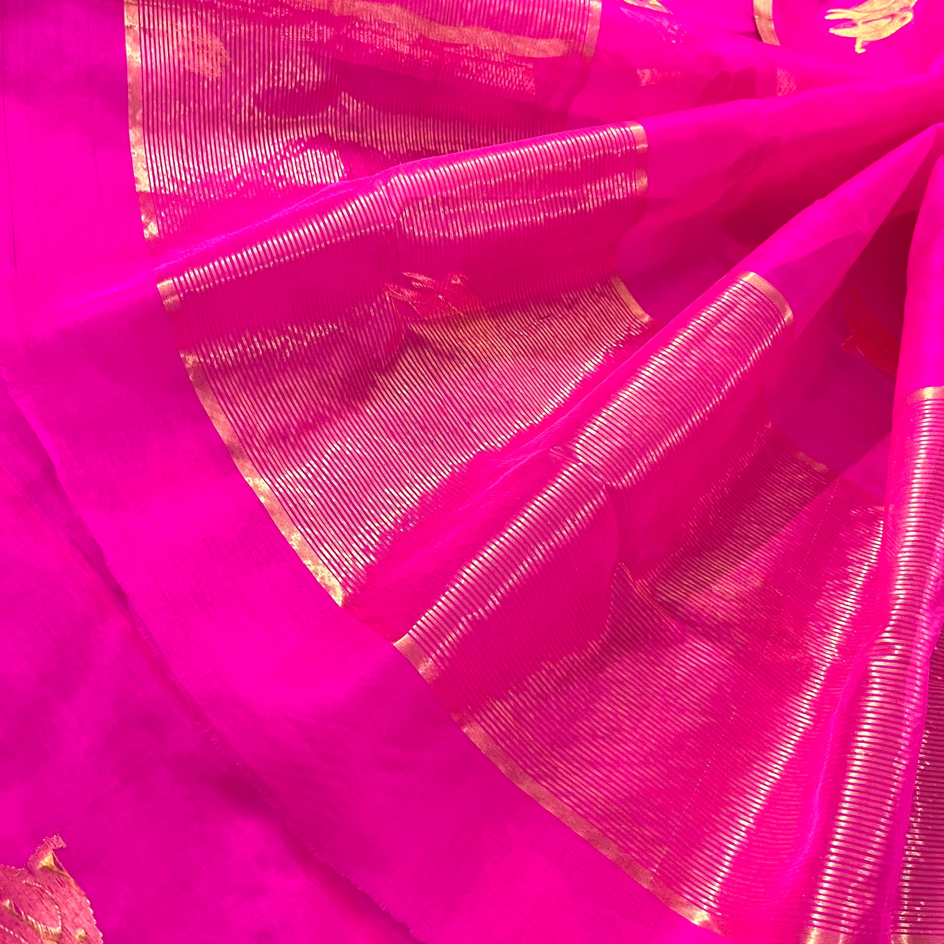 Pink chanderi organza silk saree with bird motifs all over - Image 3