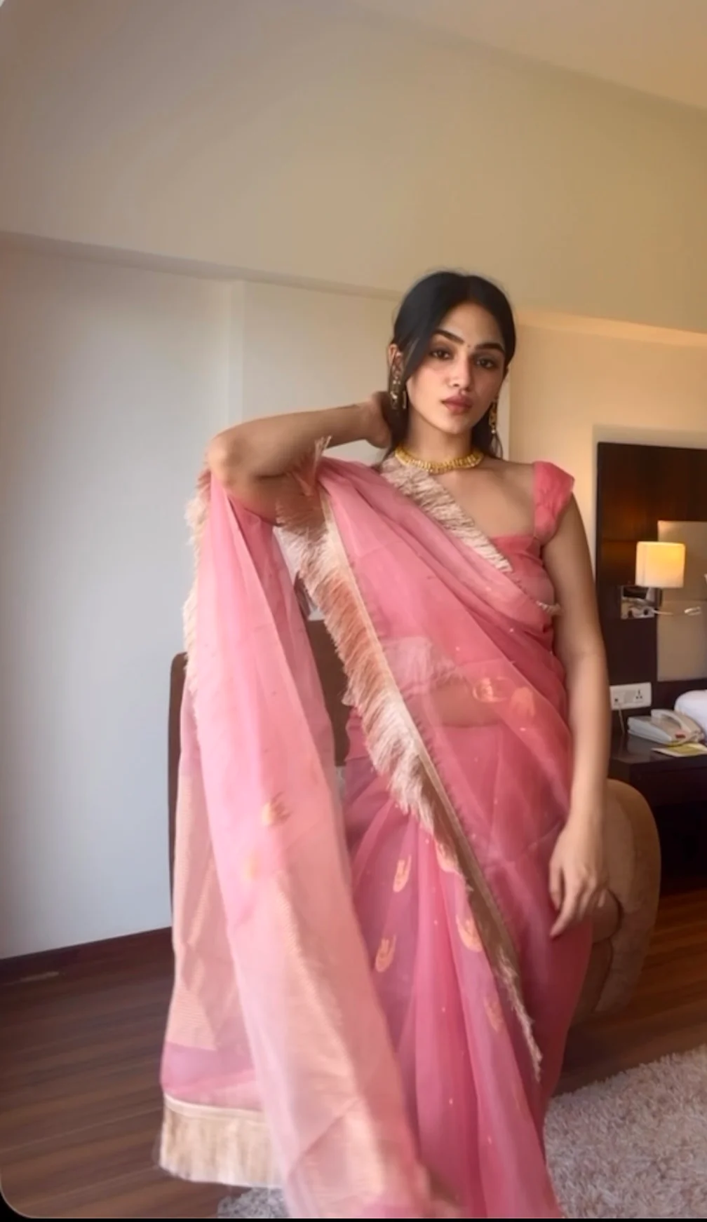 Ballet Pink chanderi silk saree with zari bootis and chaand bootis all over - Image 4