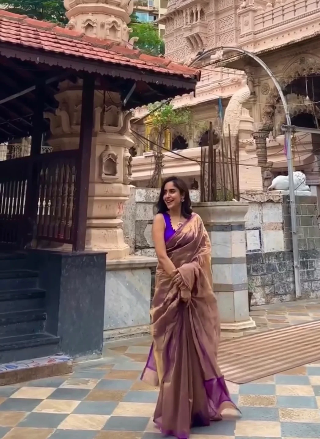 Purple & Gold Chanderi Tissue Silk Saree - Image 15