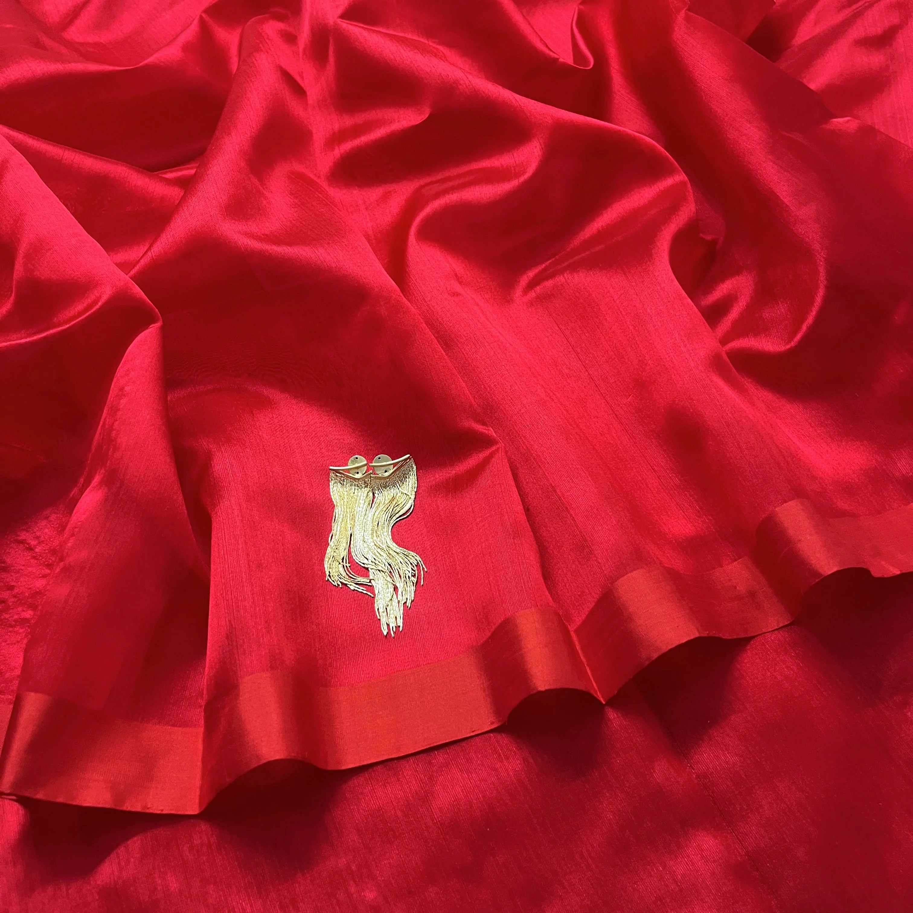 Red chanderi silk saree with silk border - Image 6