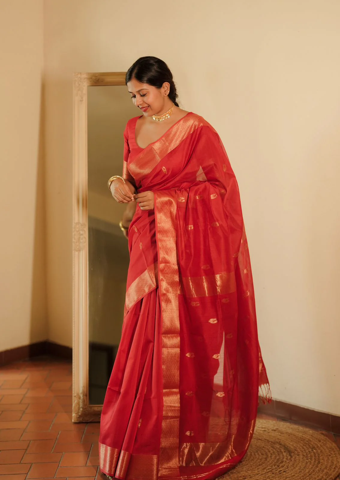 Red Maheshwari saree with morni motifs all over - Image 17