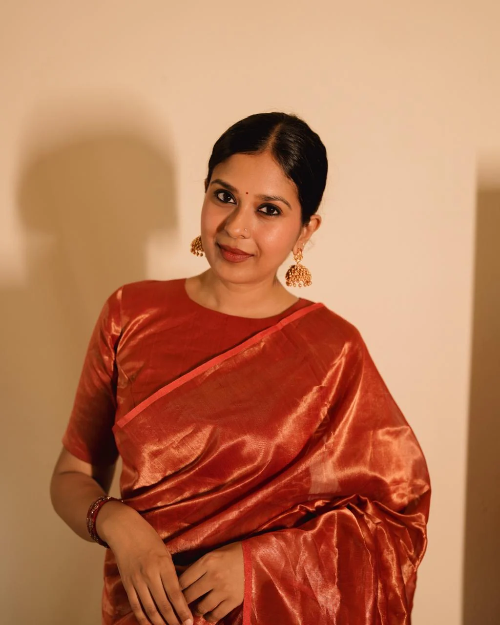 Red Maheshwari saree with zari lines all over - Image 6
