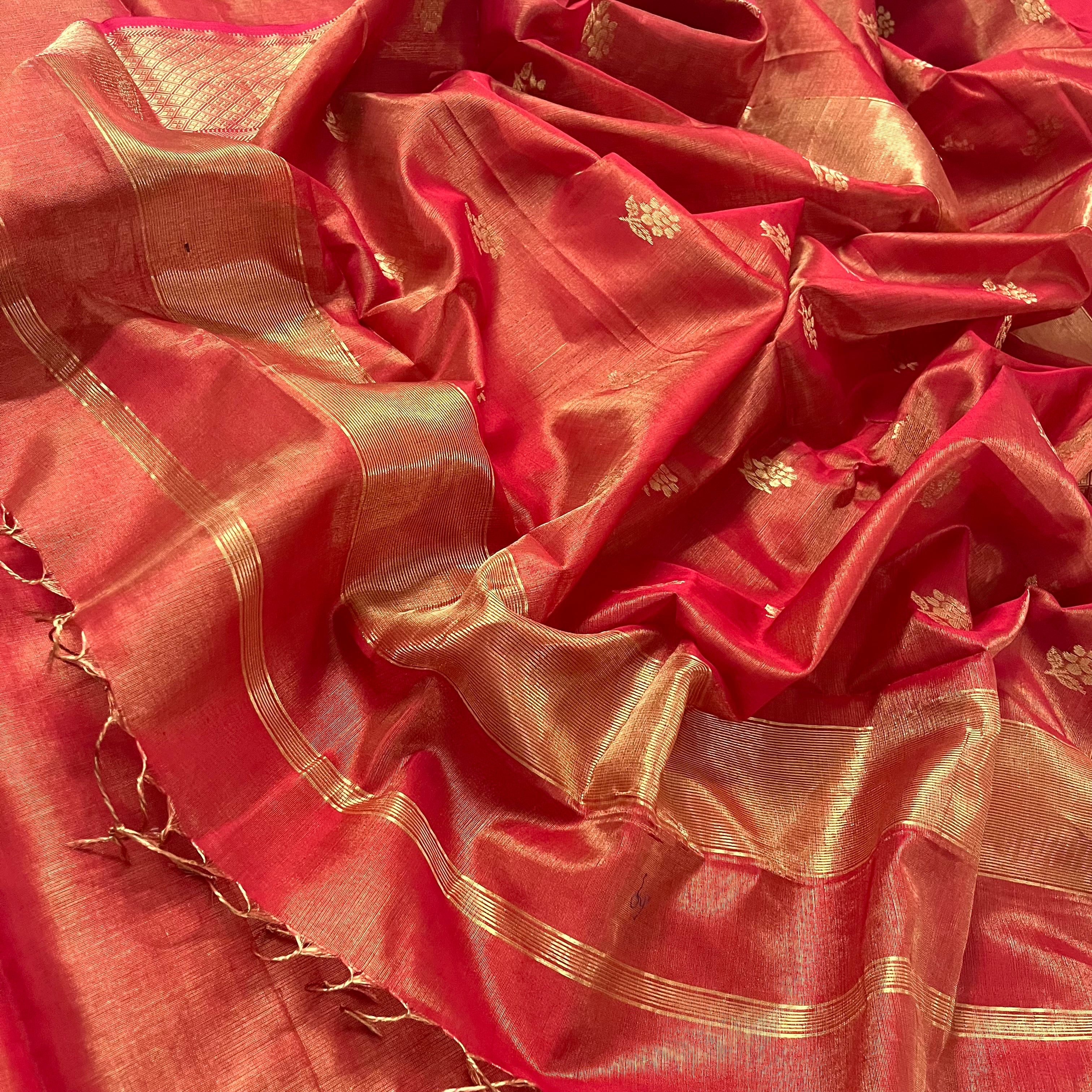 Red maheshwari tissue silk saree with flower motifs all over - Image 3