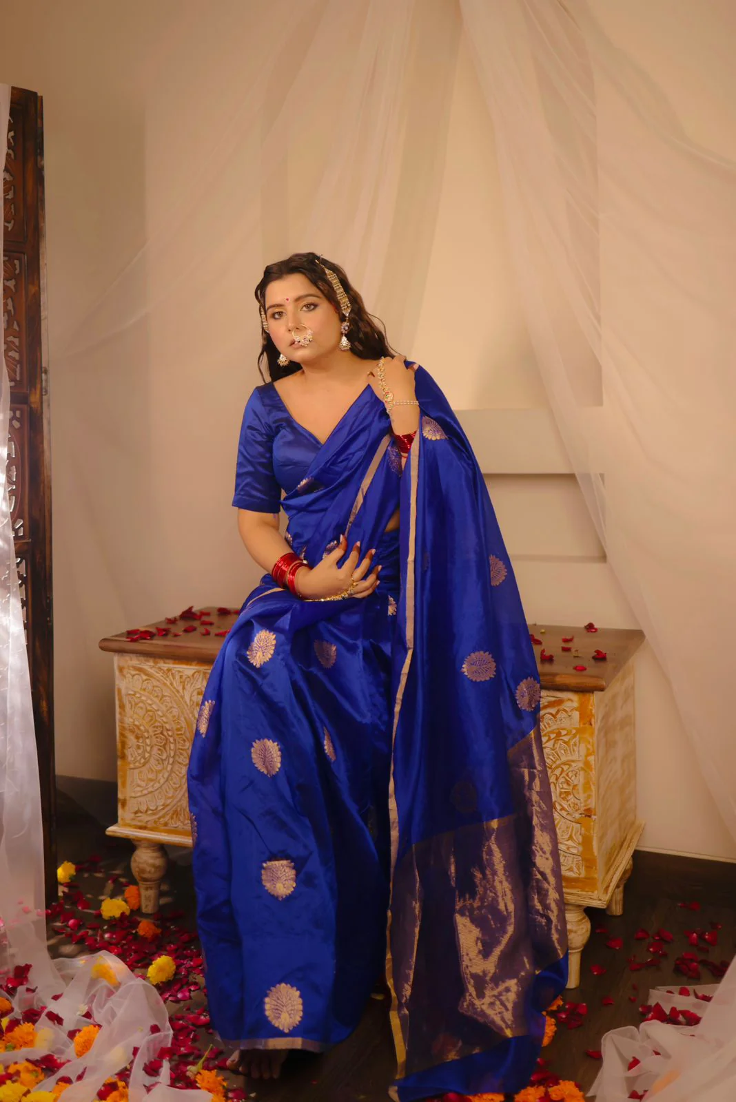 Royal blue chanderi silk saree with mor-motifs all over - Image 7