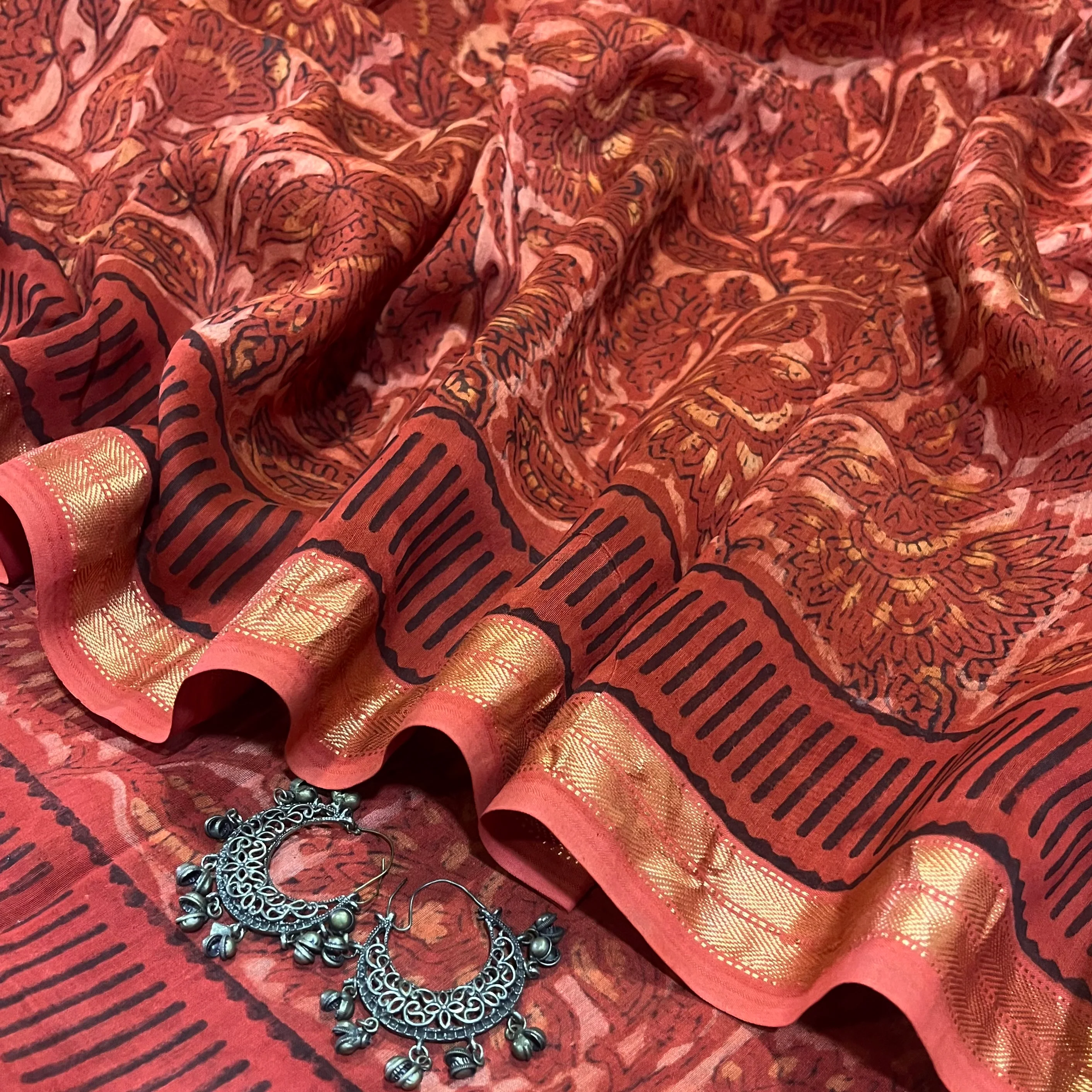 Rust Maheshwari saree with ajrakh print all over - Image 4