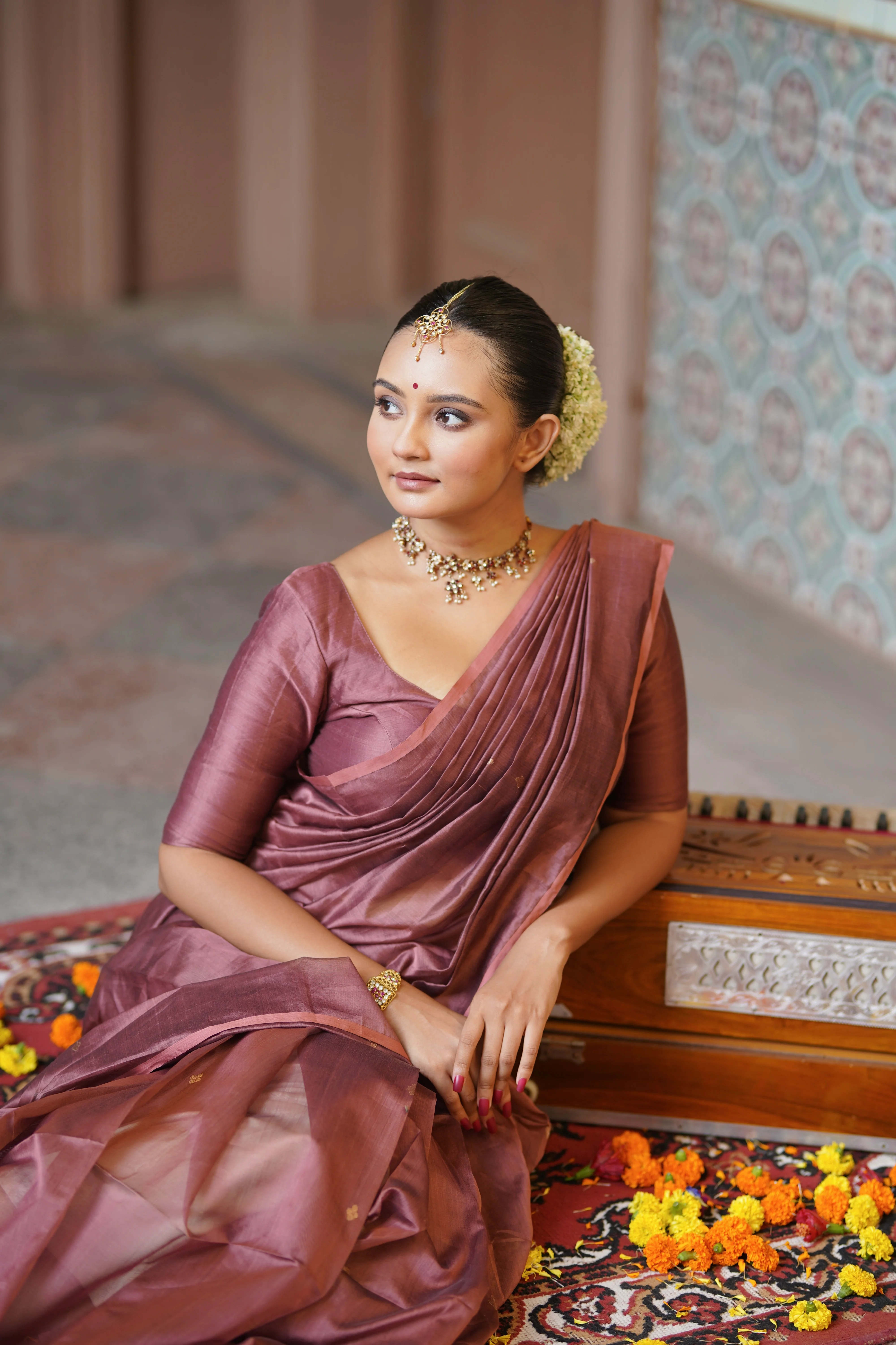 Rust pink maheshwari saree with zari bootis all over - Image 10