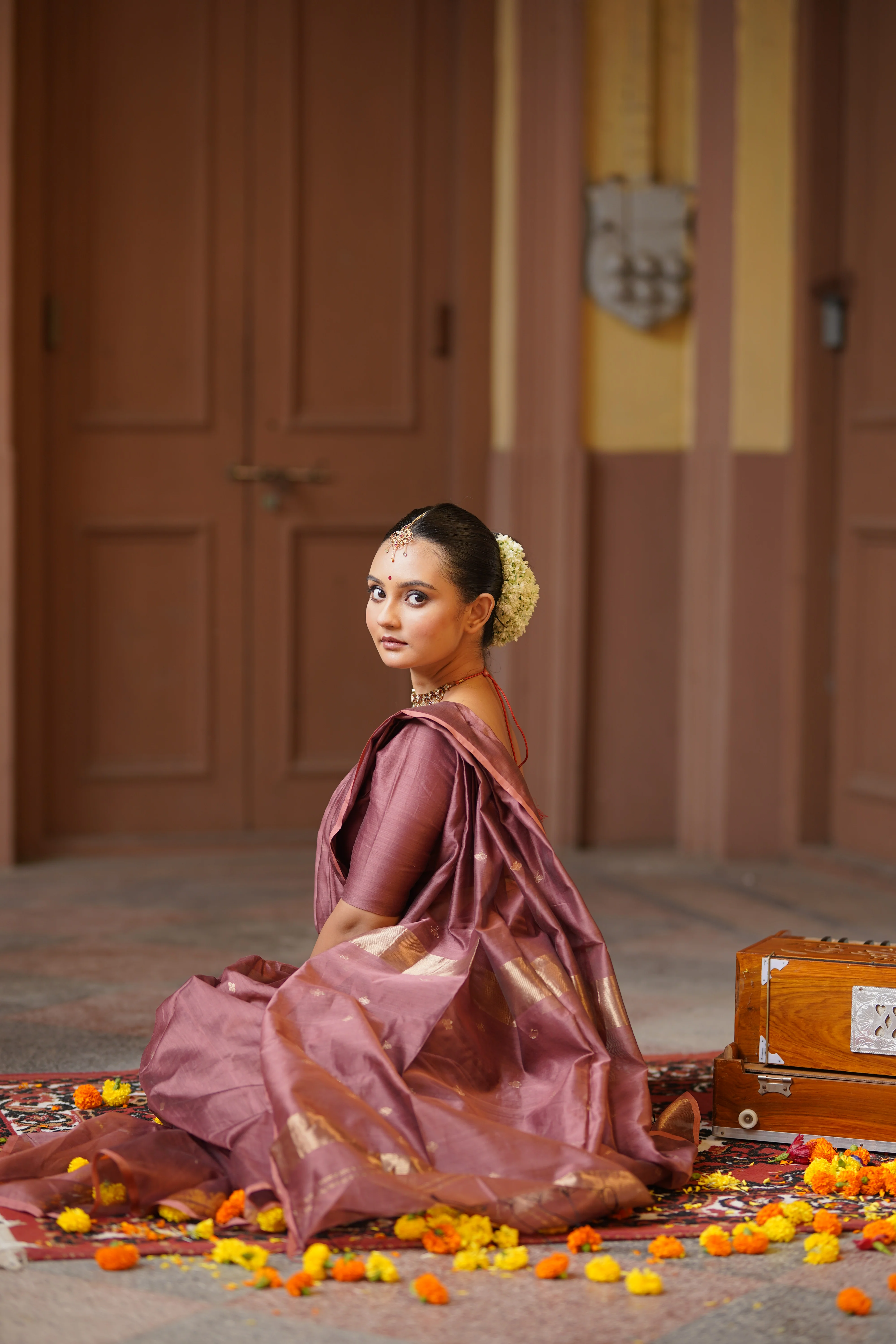 Rust pink maheshwari saree with zari bootis all over - Image 13