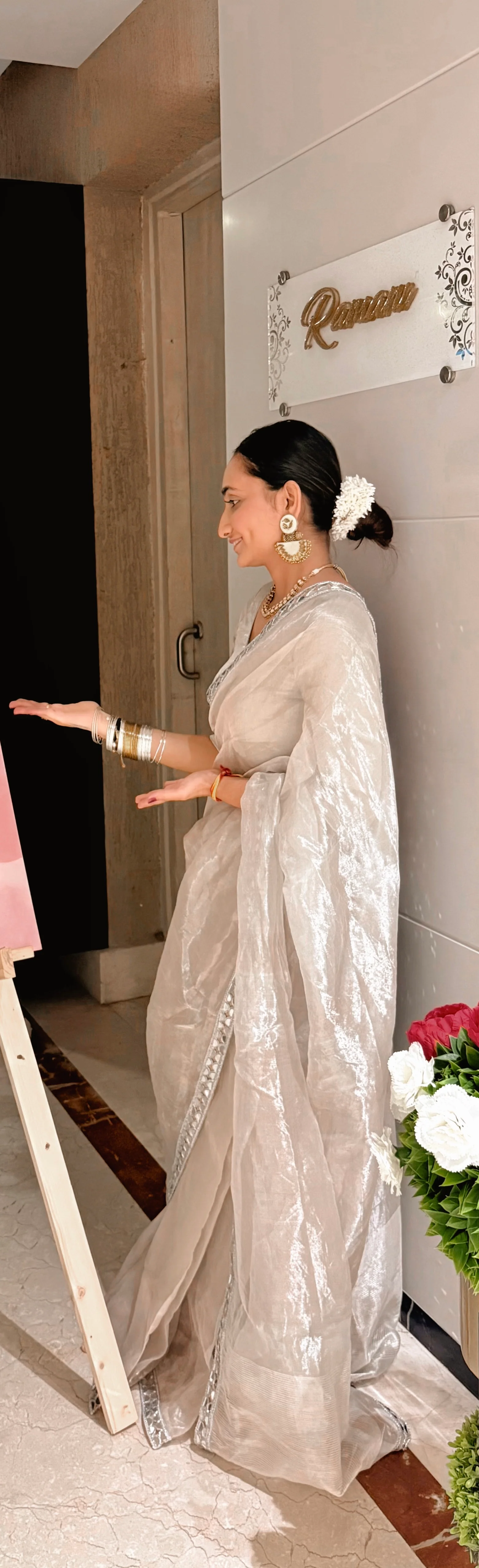 Molten silver and gold chanderi tissue silk saree with mirror work border - Image 6