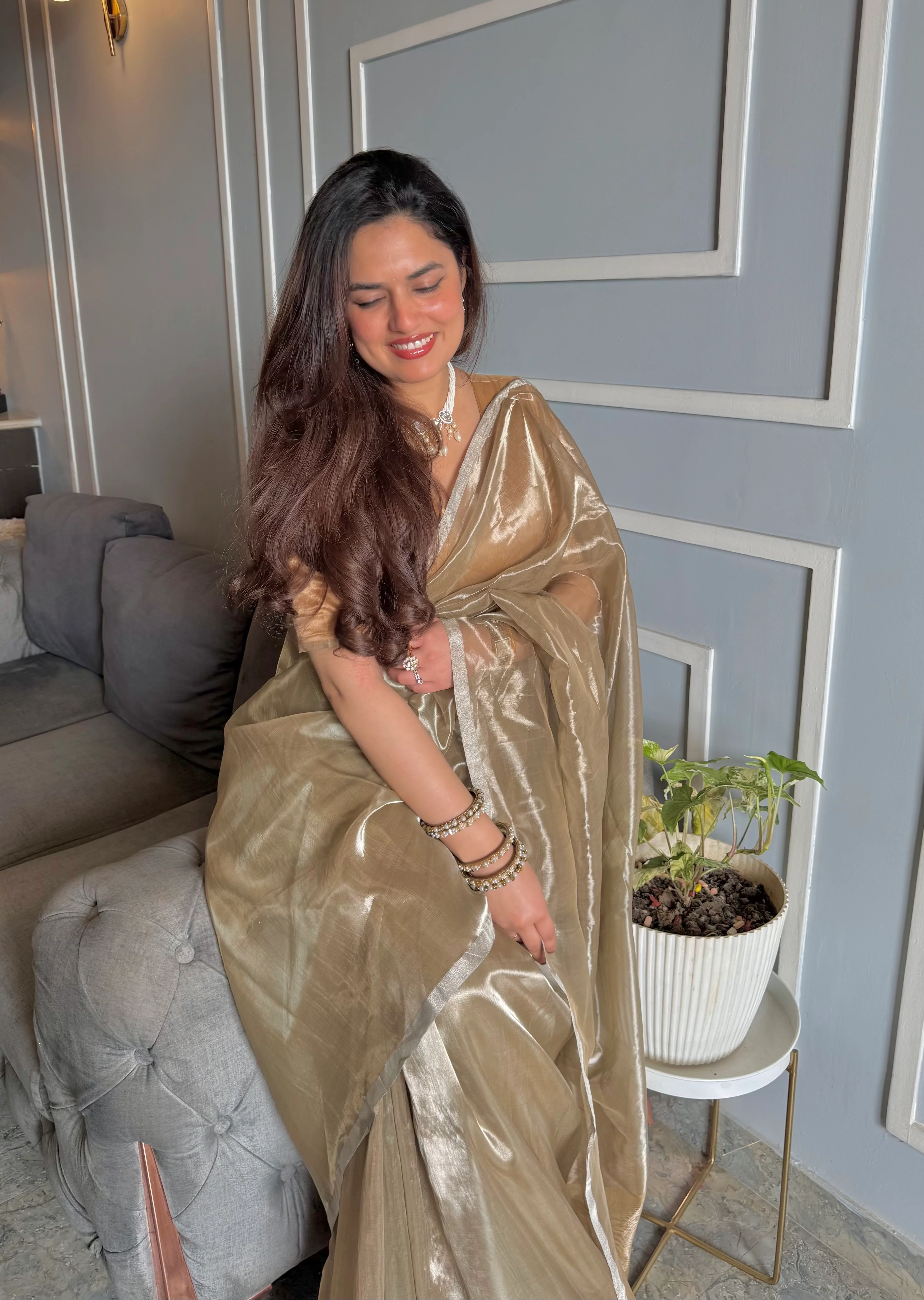 Champagne Chanderi tissue silk saree with silver zari border - Image 3