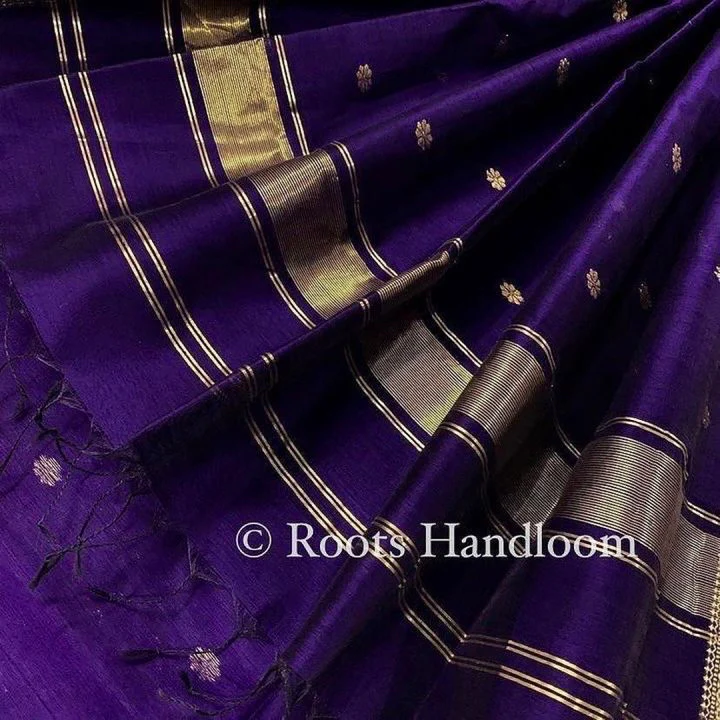 Dark Purple Maheshwari Saree with Flower Bootis all over it - Image 3