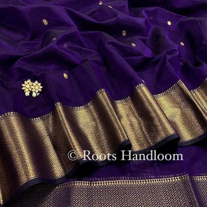 Dark Purple Maheshwari Saree with Flower Bootis all over it - Image 6