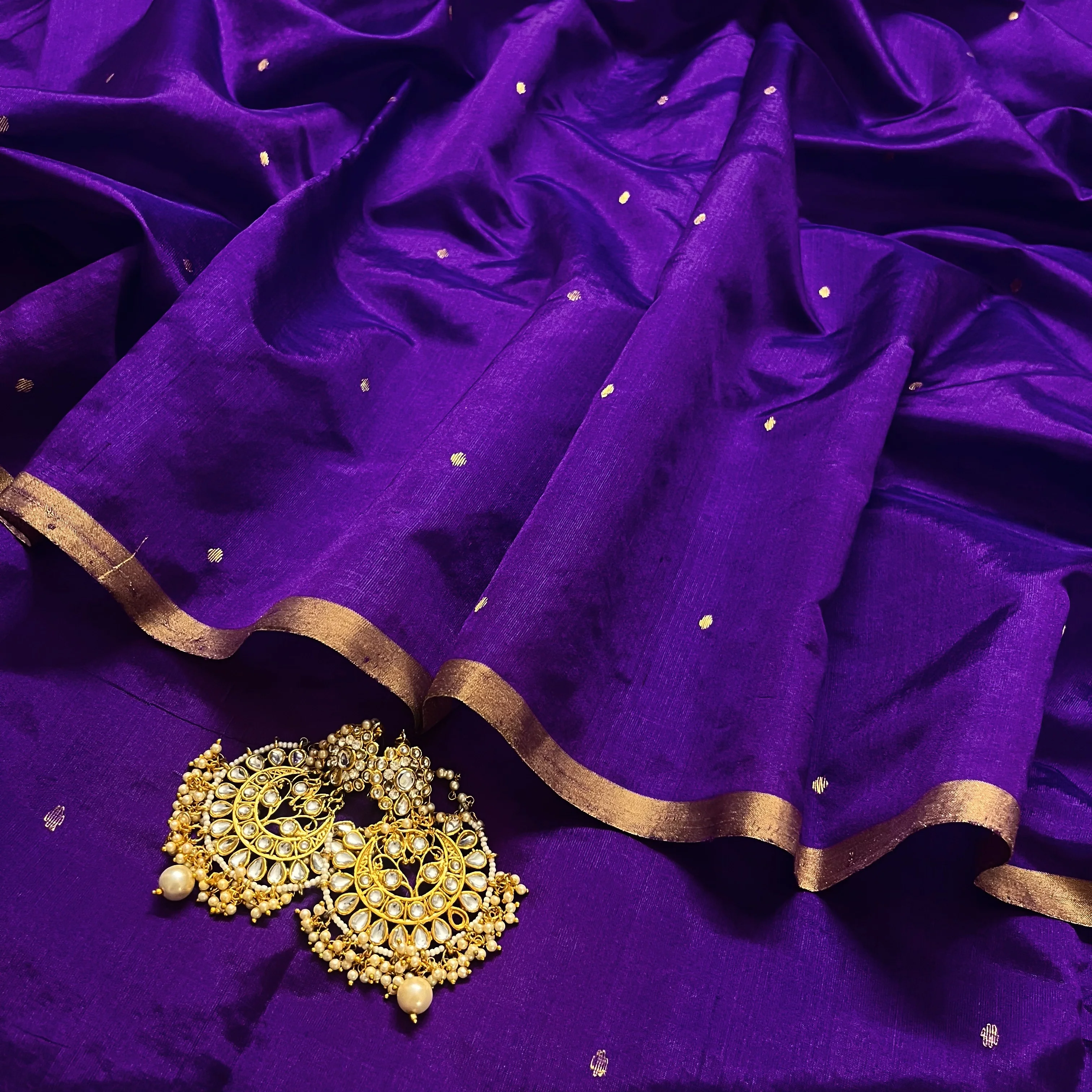 Violet chanderi silk saree with zari bootis all over - Image 5